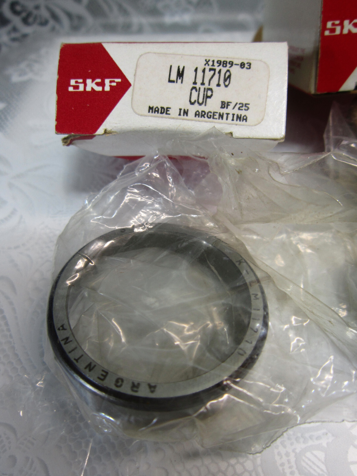 SKF x1989-03 LM 11710 CUP BF/25 + (2) BS 16516 Parts ~ New Old Stock