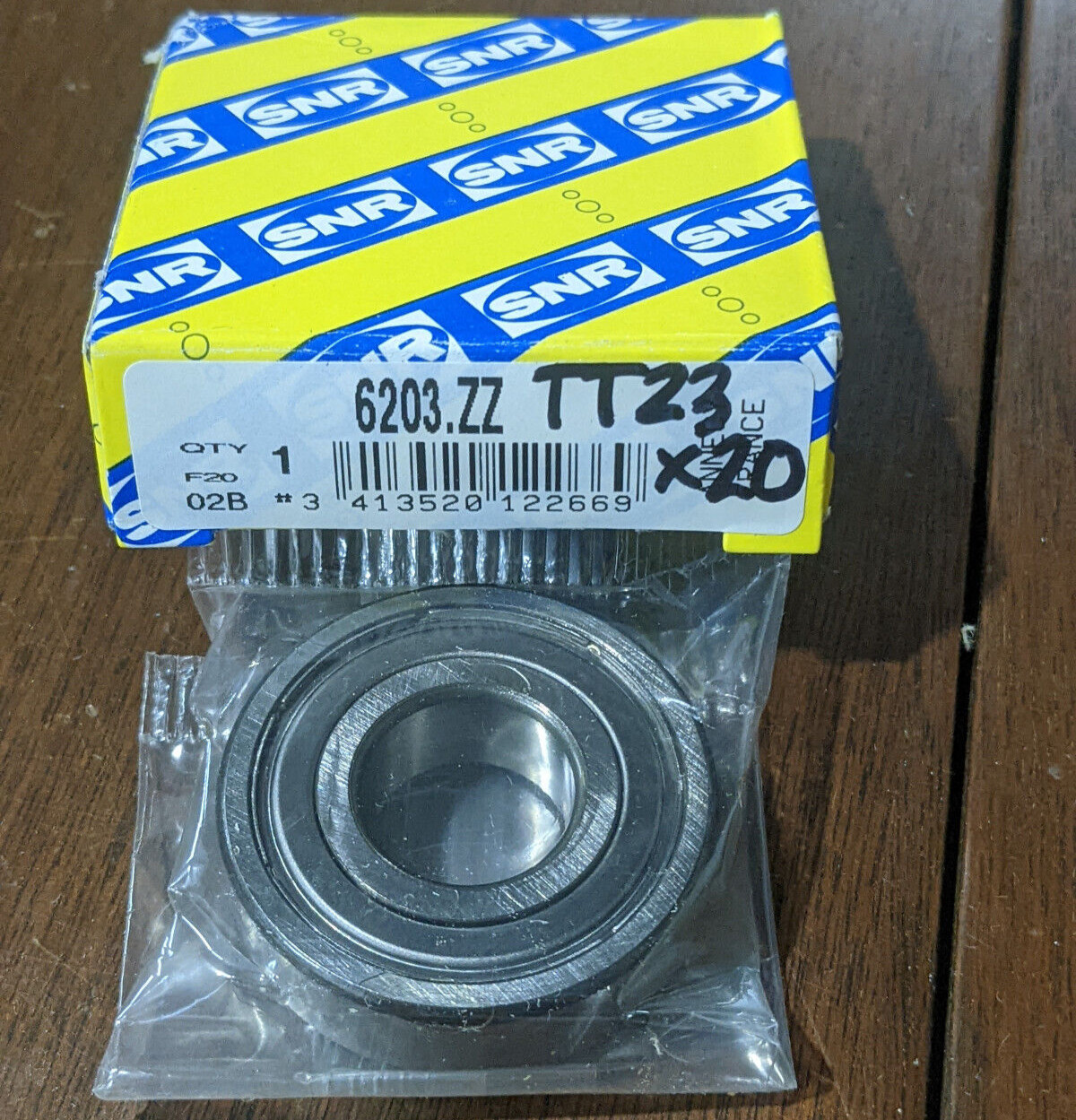 New SNR 6203ZZ Deep Groove Ball Bearing 6203 ZZ