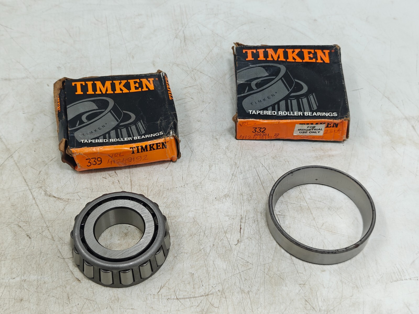 339/332 Timken Tapered Roller Bearing Cone&Cup Timken 339 – 332 USA 1.3780 in ID