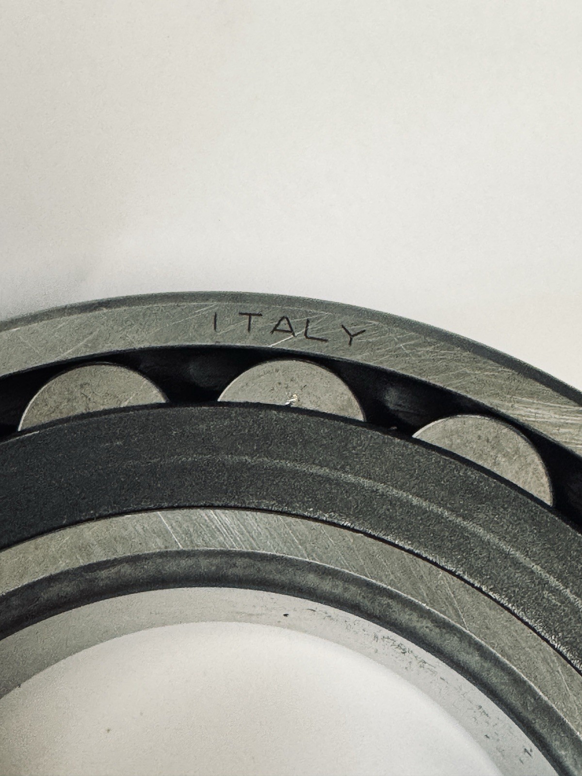 NEW NTN SPHERICAL ROLLER BEARING 100mm x 180mm x 46mm, 22220 .EA K W33 C3