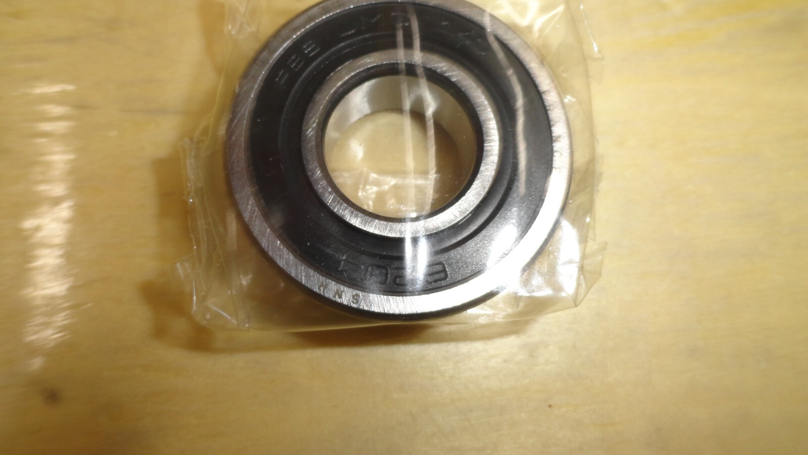 SNR 6204EEJ30 Single Row Ball Bearing