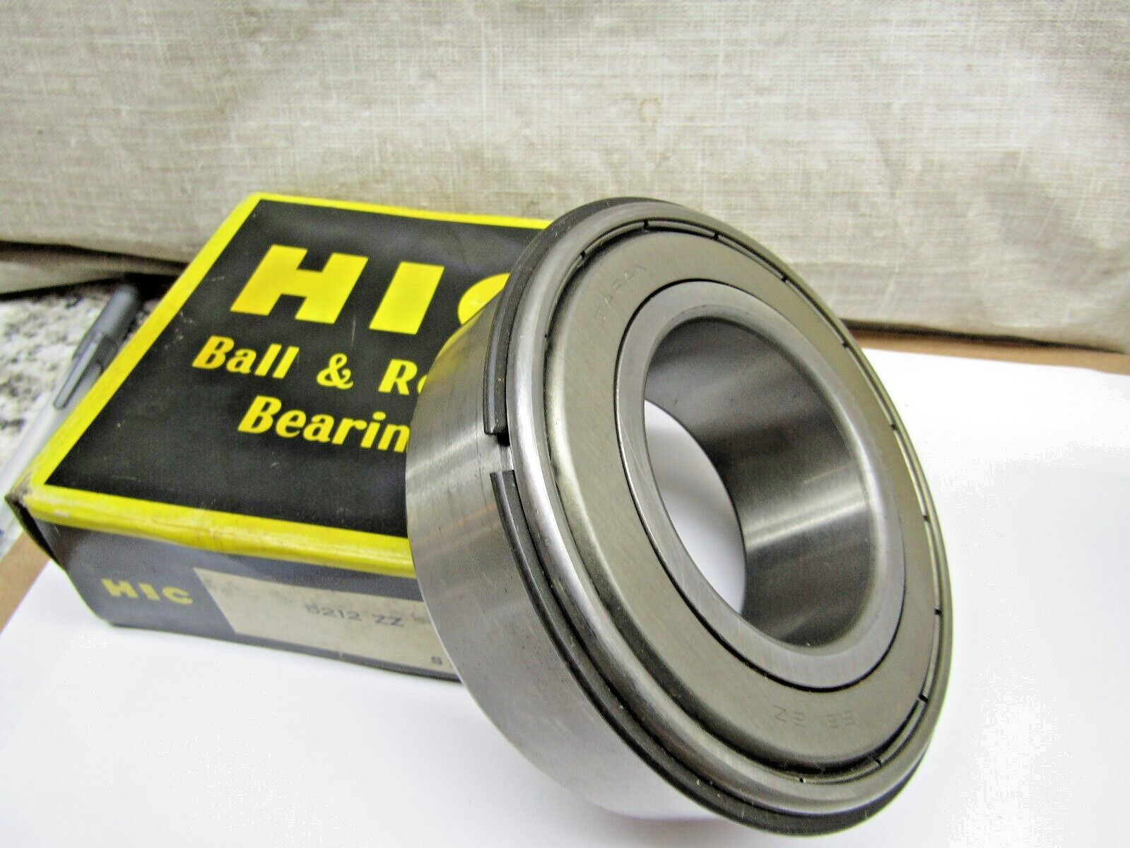 HIC Japan 5212ZZNR 60mm X 110mm X 1-7/16″ Shielded Ang Contact Bearing Snap Ring