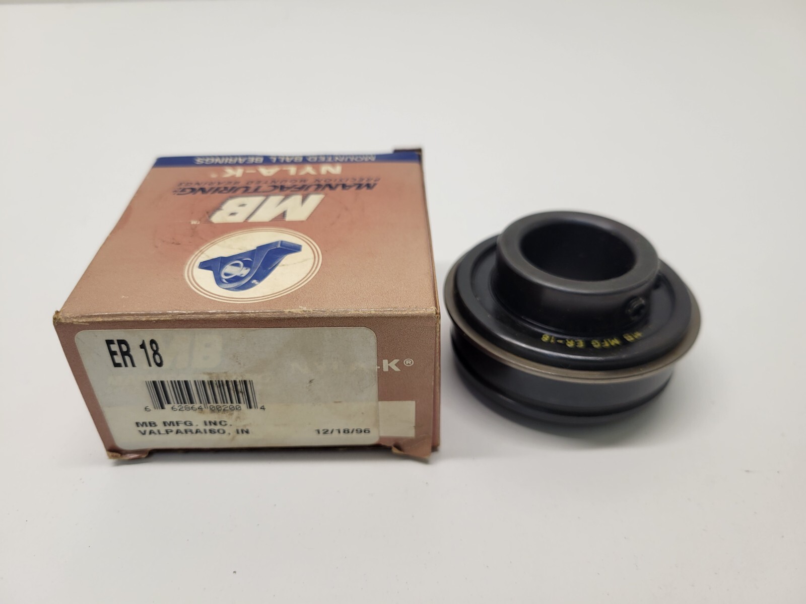 NEW IN BOX! MB INSERT BEARING ER-18