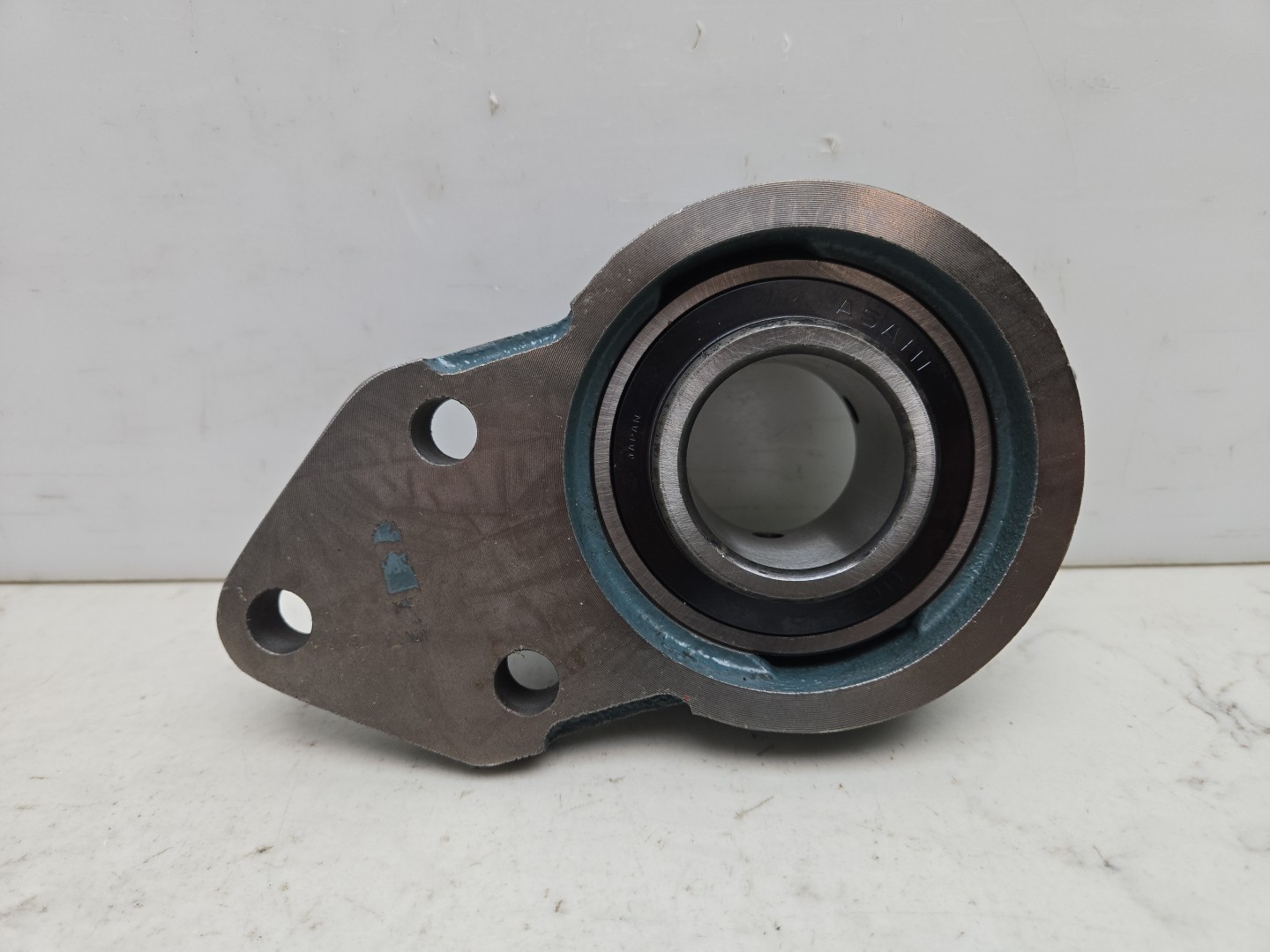 Ami Bearings UCFK208 Flange Bracket Bearing 40mm Bore 1-9/16″ 3 Bolt New