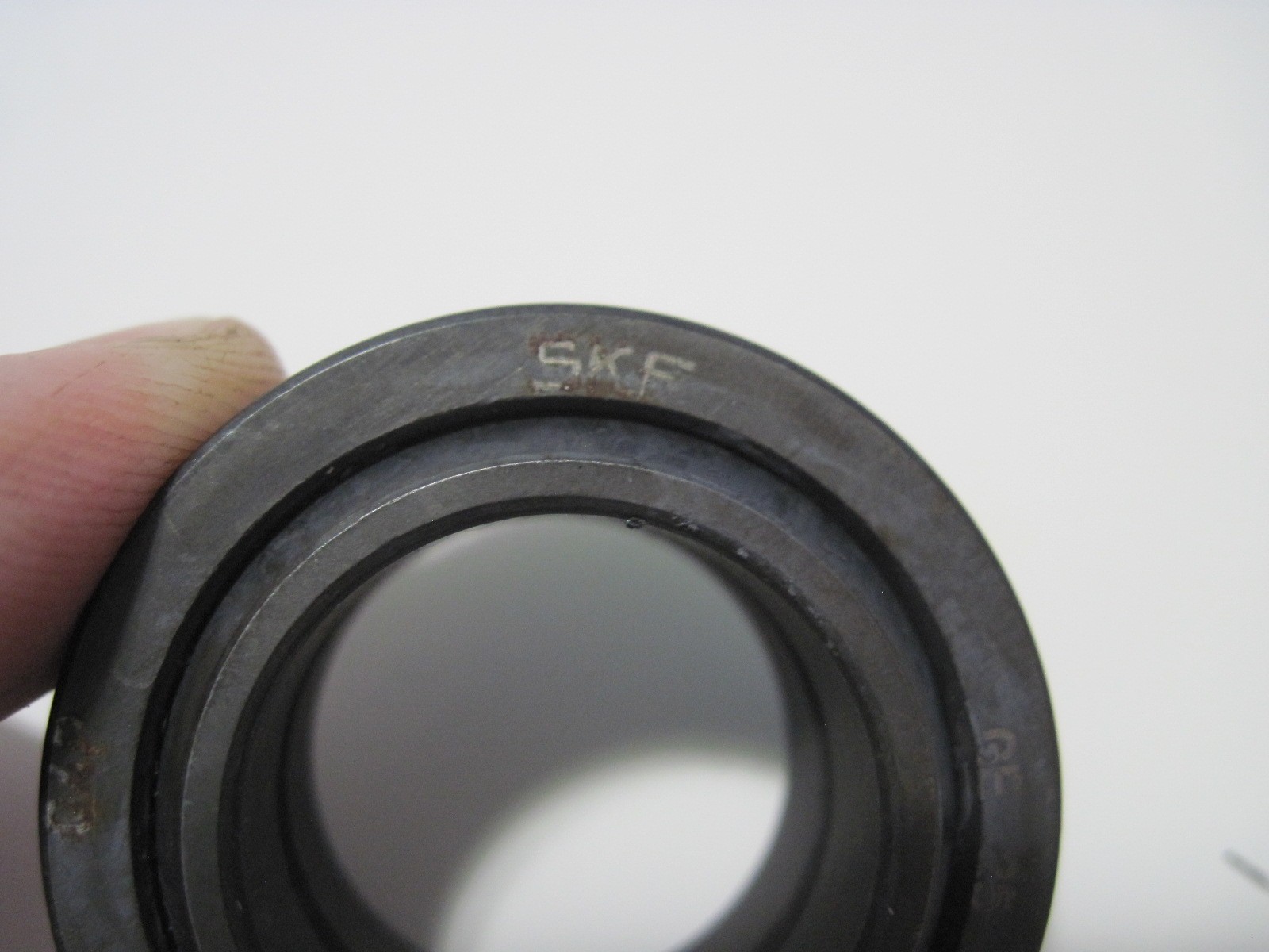 SKF Spherical Plain Bearing GE25ES NOS 25 x 42 x 20 MM