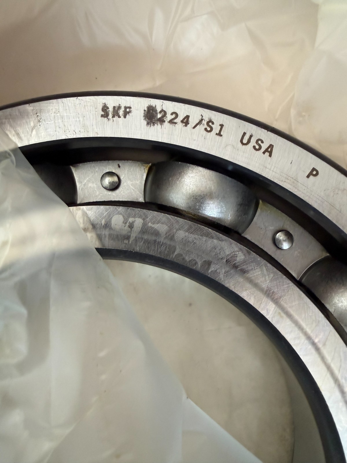 SKF 6224 S1, Radial ball bearing, 120mm bore, 215mm OD, new, Free Shipping