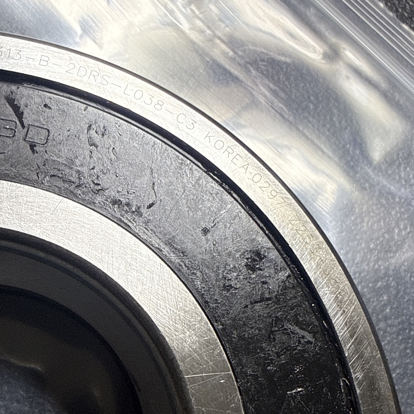 KBC 6313D BALL BEARING DEEP GROOVE 65MM ID X 140MM OD X 33MM 6313-B-2DRS-L038-C3