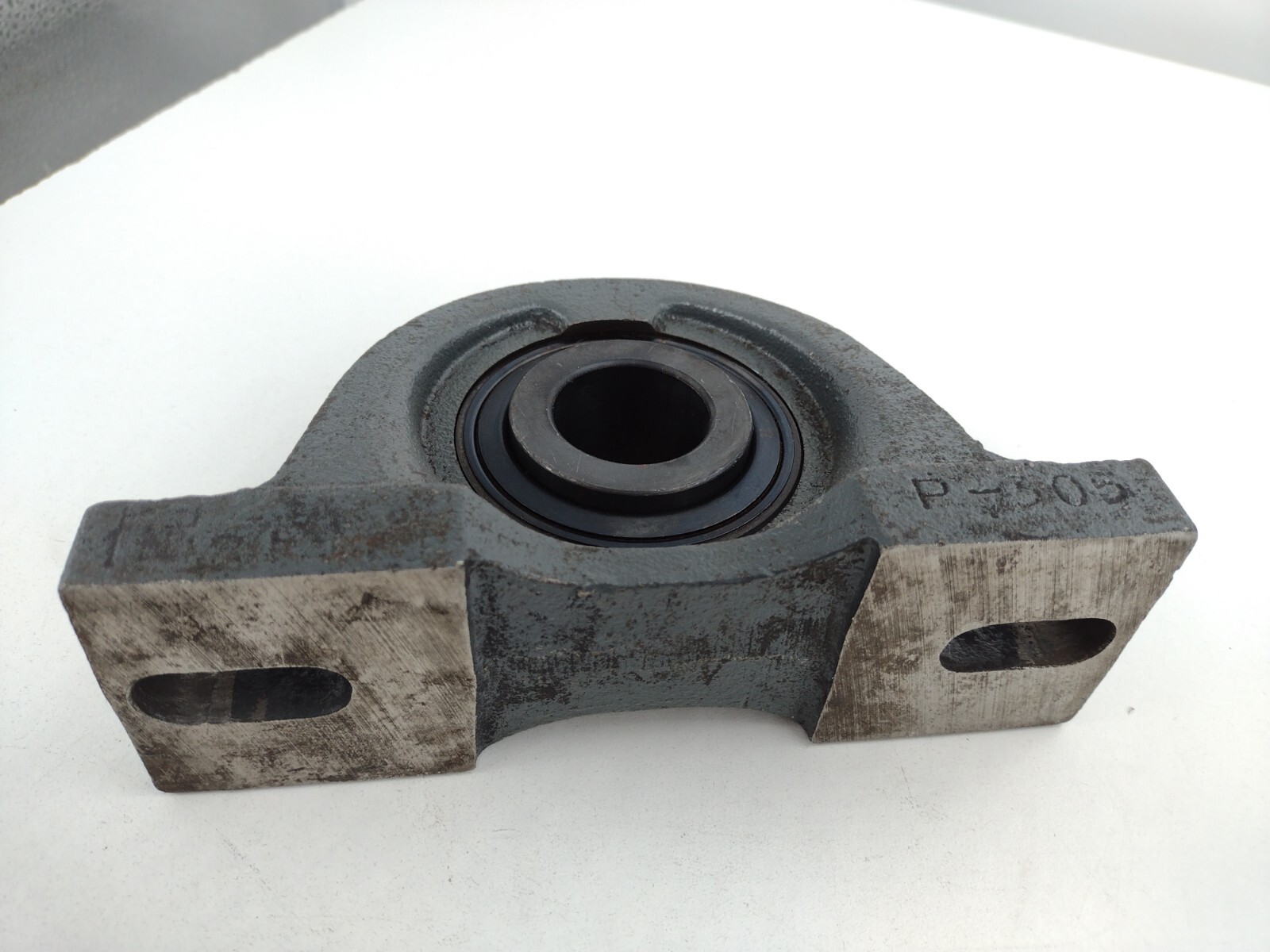 SealMaster MP-19 Pillow Block Ball Brg Unit 1-3/16 Inch Bore (minor oxidized)