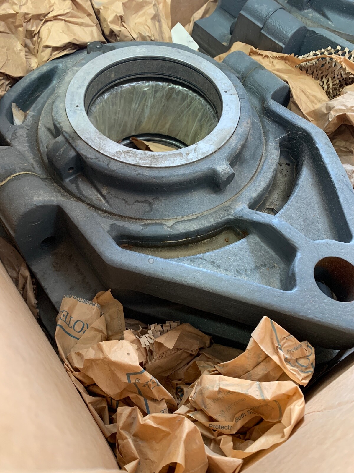 Cooper 100BCTT515GRAT Bearing; Split to Shaft; Take Up Unit