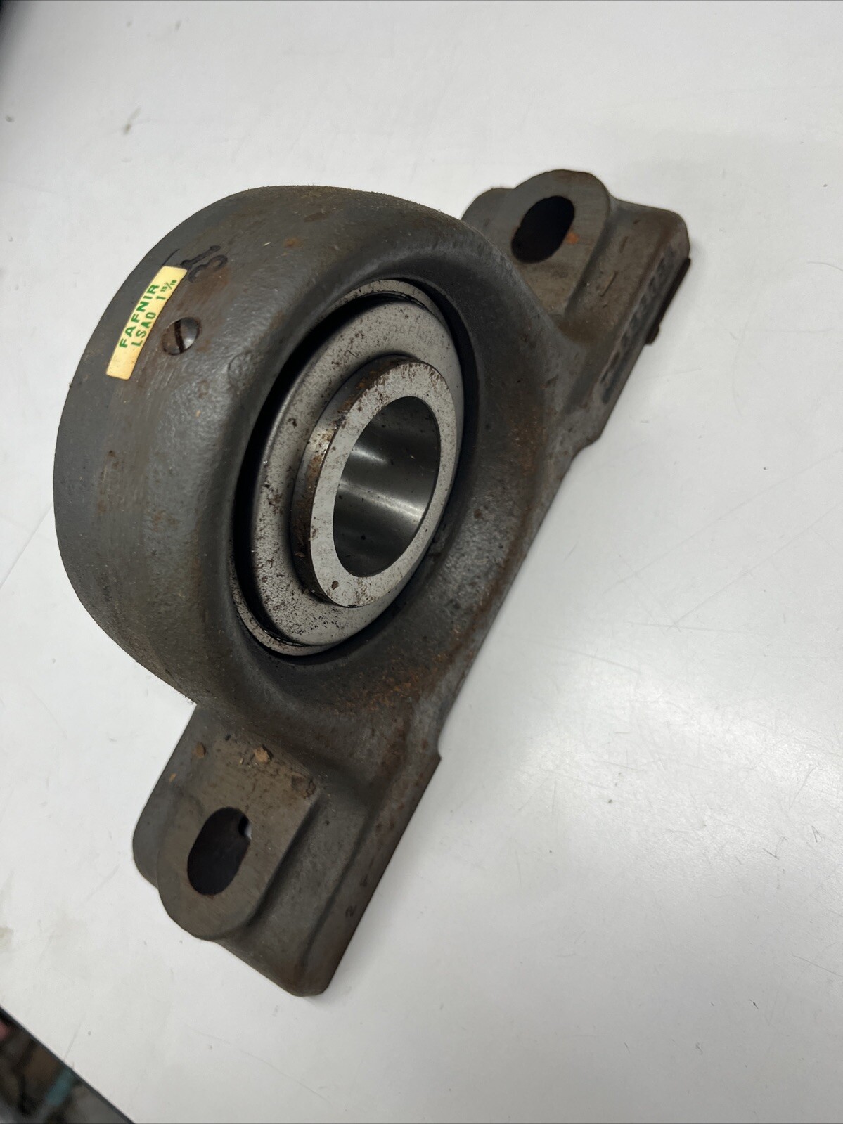 Fafnir – PILLOW BLOCK BEARING UNIT – #LSAO1 15/16 (Missing Collar)
