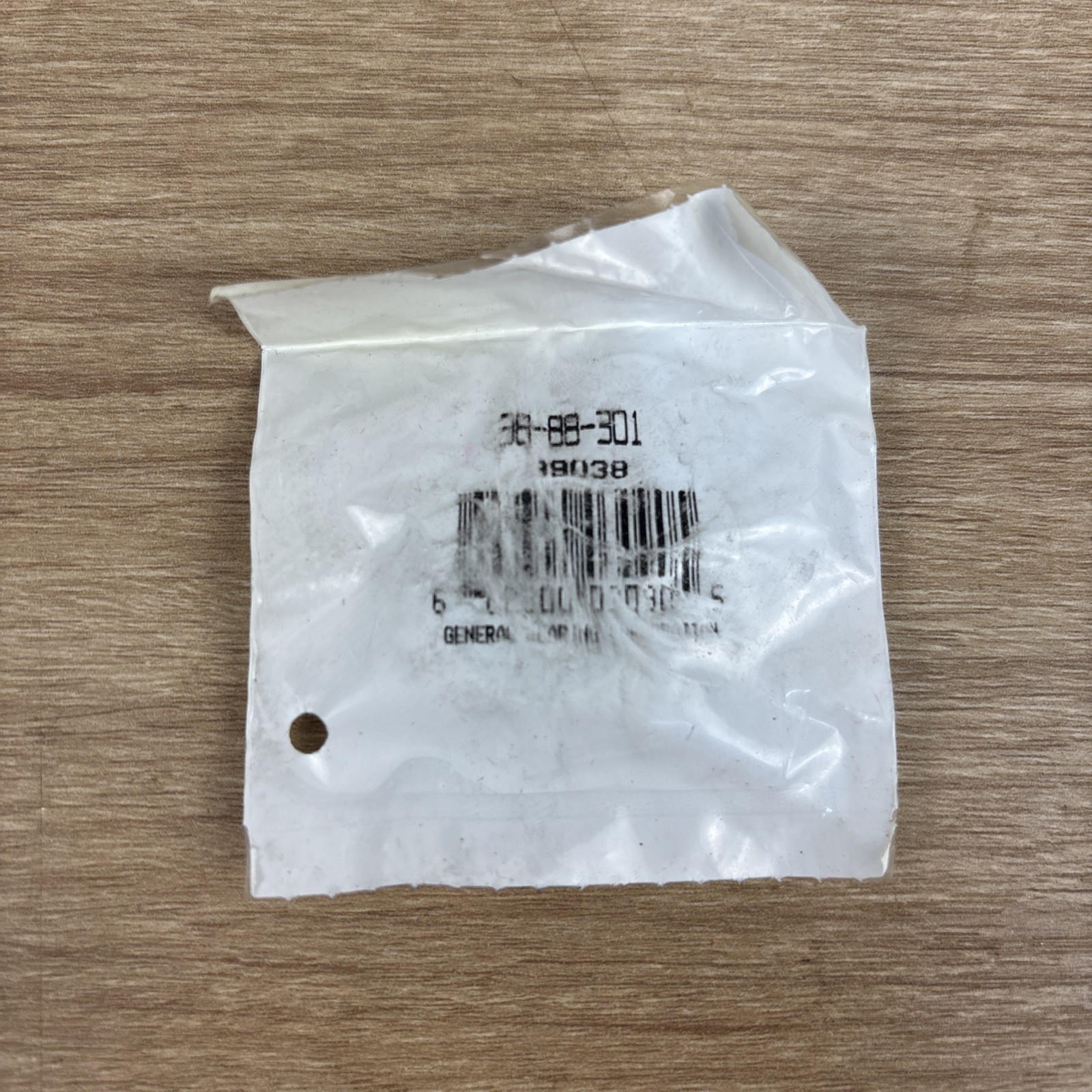 (NEW) GENERAL BEARING CORP. 38-88-301 , 99038 Bearing 22mm OD, 7mm Width, 8 Bore