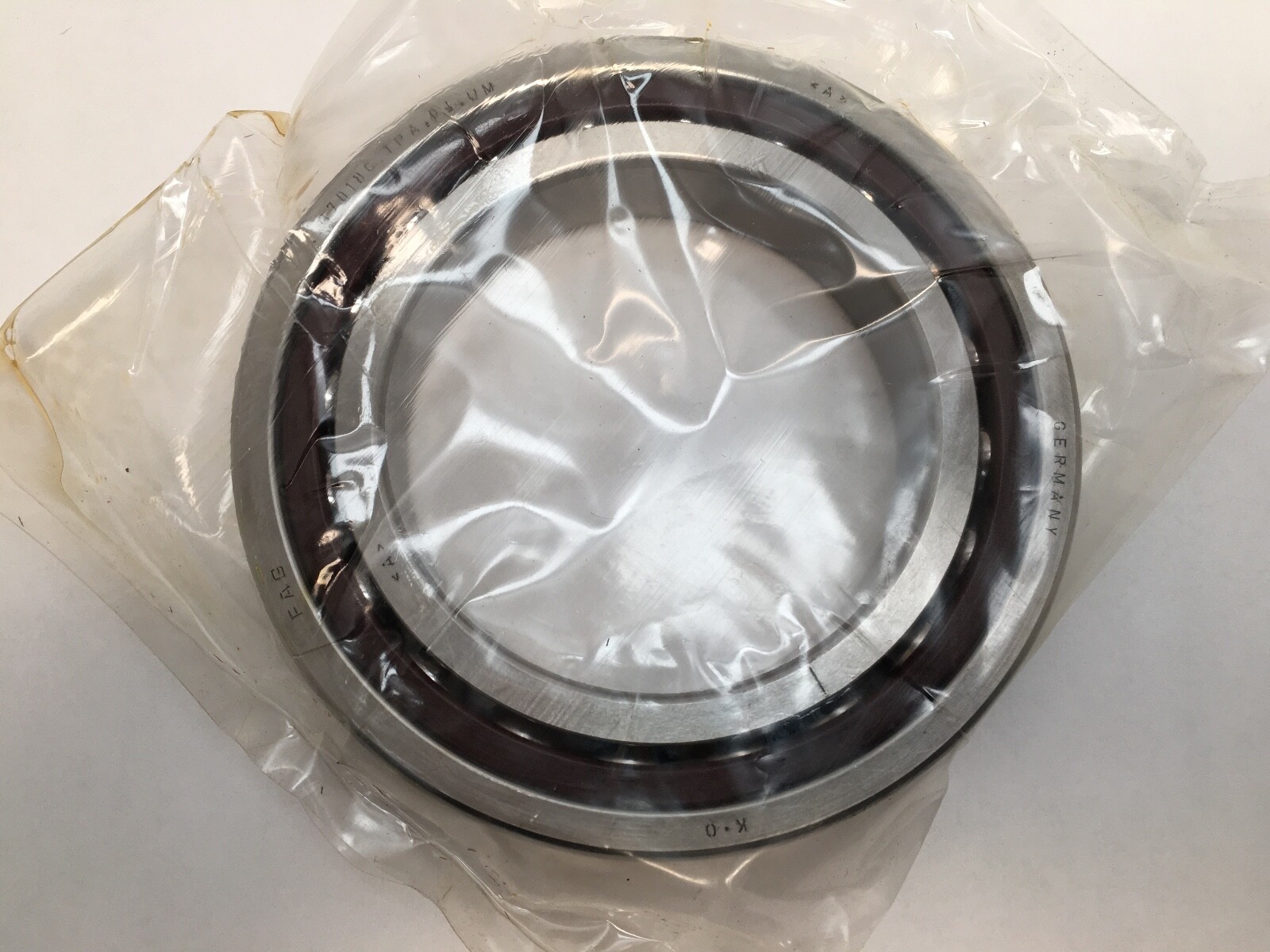 FAG B7018C.TPA.P4.UM Bearing 90x140x24 mm B7018C B-7018-C-TPA-P4-UM Germany