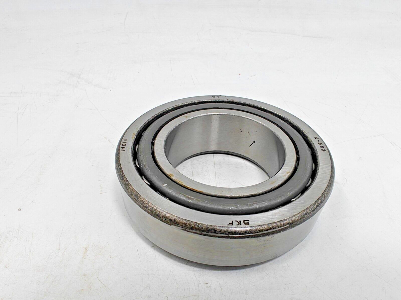 566 / 563 SKF Tapered Roller Bearing 69.85x127x36.512 mm SKF CK-566 / K-563