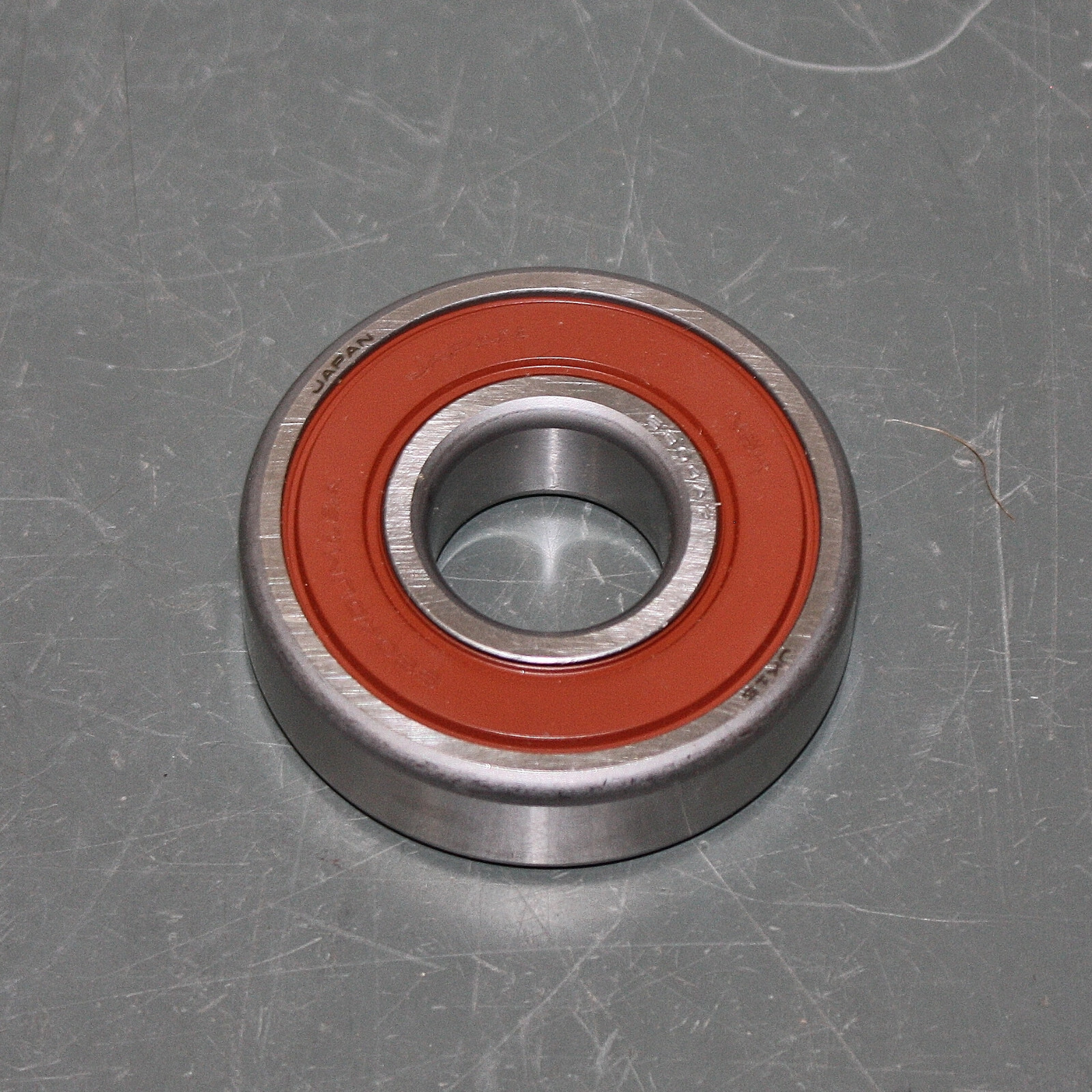 (10) NSK Radial Ball Bearing 6304DUM18A, 52mm x 15mm x 20mm, Straight Bore