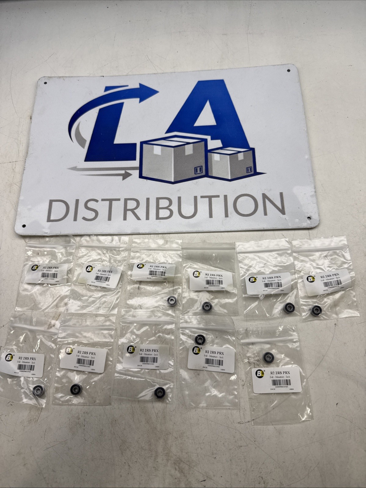(LOT OF 11) R2 2RS 0.125″ ID x 0.375″ R2 2RS 1 Radial Ball Bearing