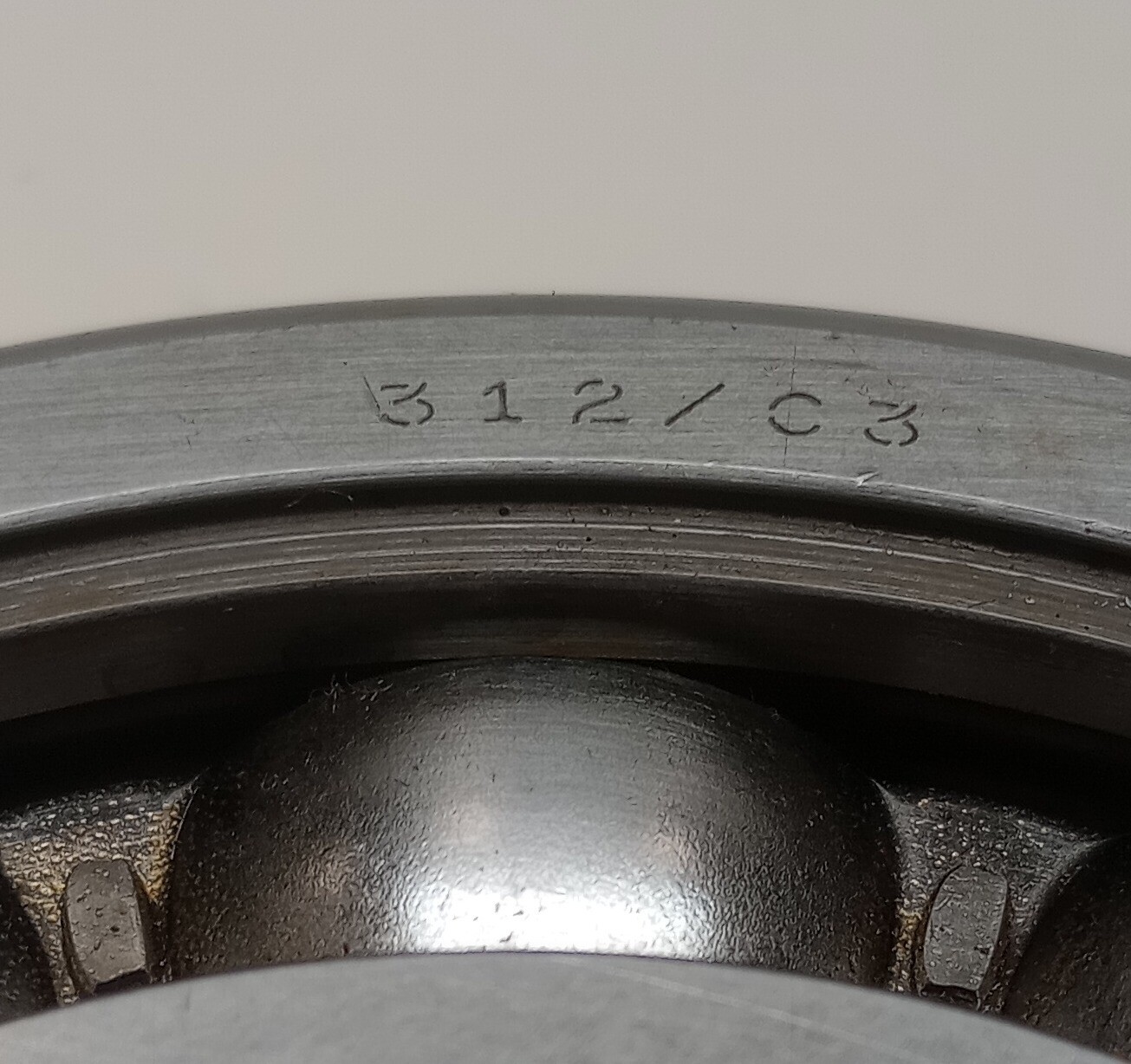 SKF 312-C3 Ball Bearing Deep Groove 60mm ID X 130mm OD X 31mm W