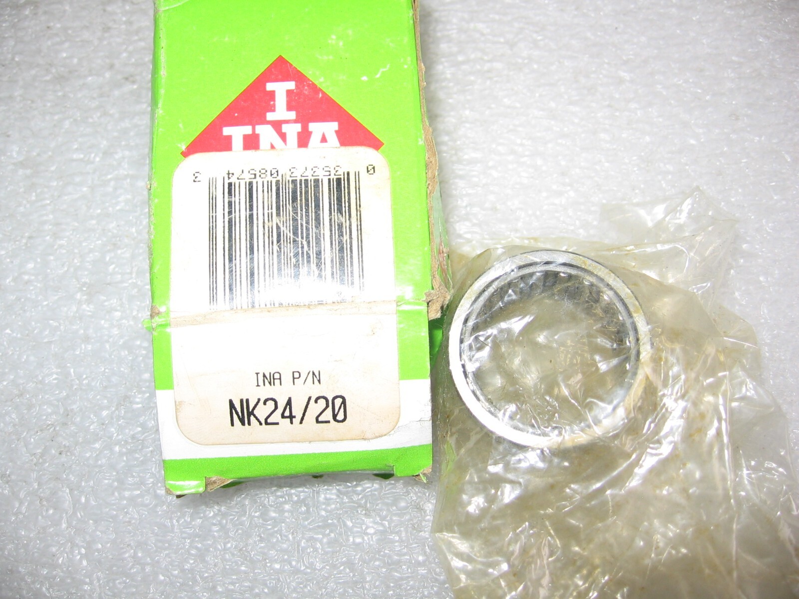 INA Schaeffler Needle Bearing 24 mm x 32 mm x 20 mm Width