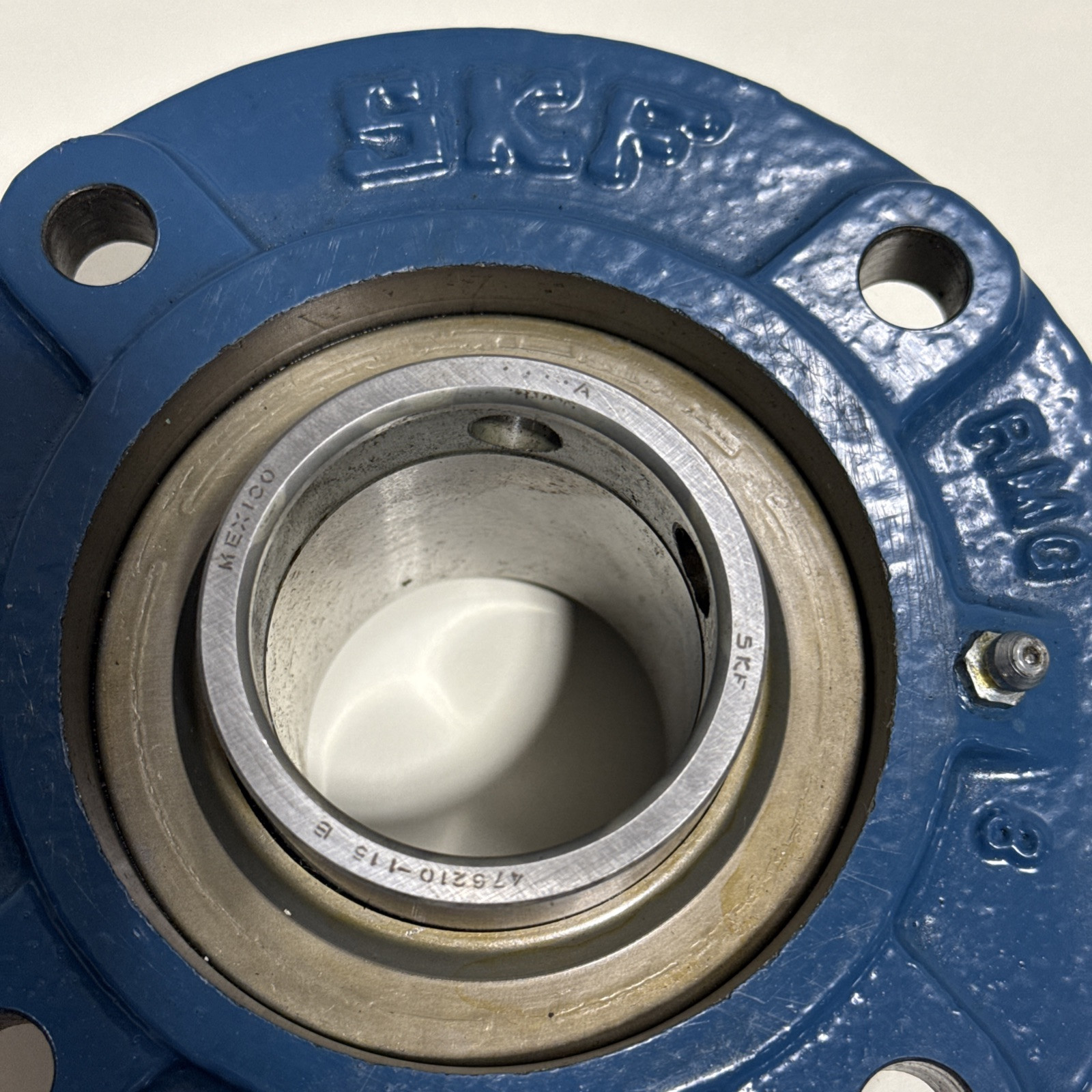SKF FYRP 1 15/16 (New) H-31 Four-Bolt Piloted Flange Roller Bearing Unit