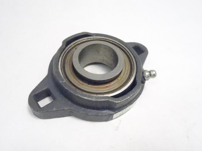 200767 New-Incomplete; Fafnir GVFTD 1 1/8 Flange Bearing 1-1/8″ (Missing collar)
