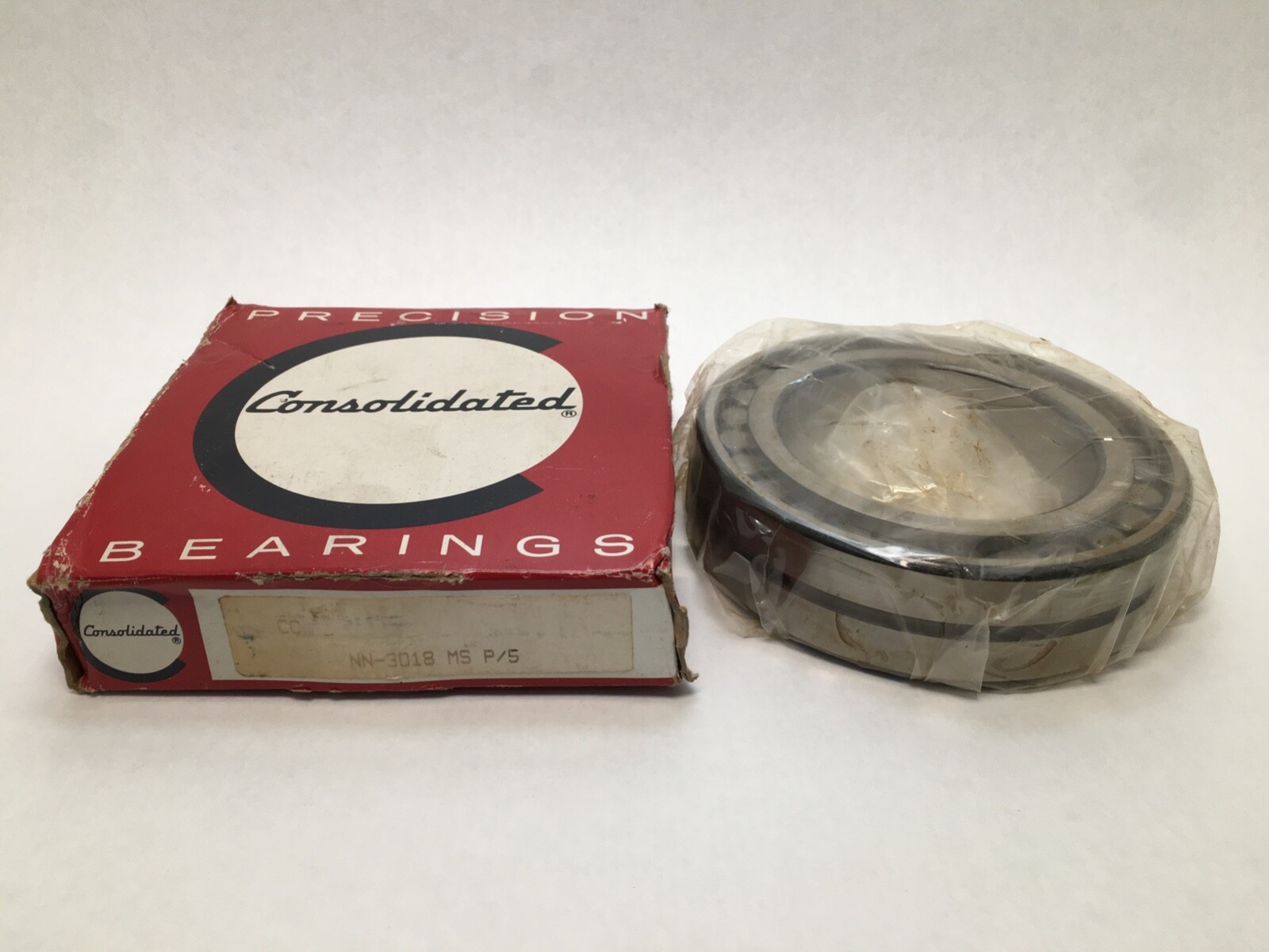 CONS NN3018P51NAW33 Precision Cylindrical Bearing 90x140x37mm NN 3018 P51 NA W33