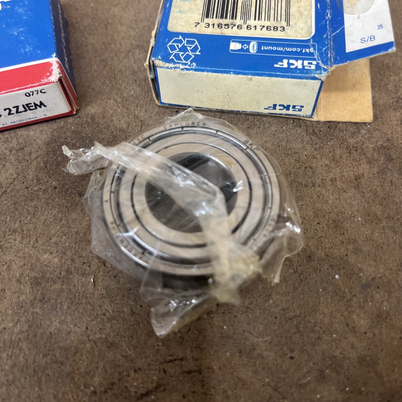 Qty. 2 SKF Model: 6004-2ZJEM-UE01 Deep Grove Bearings. New Old Stock