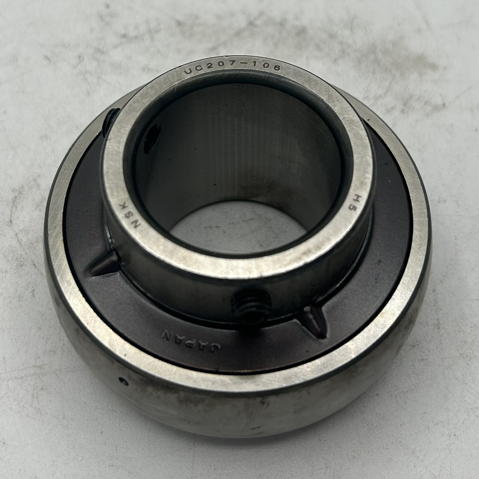 NSK Bearings UC207-106D1 Bearing Unit