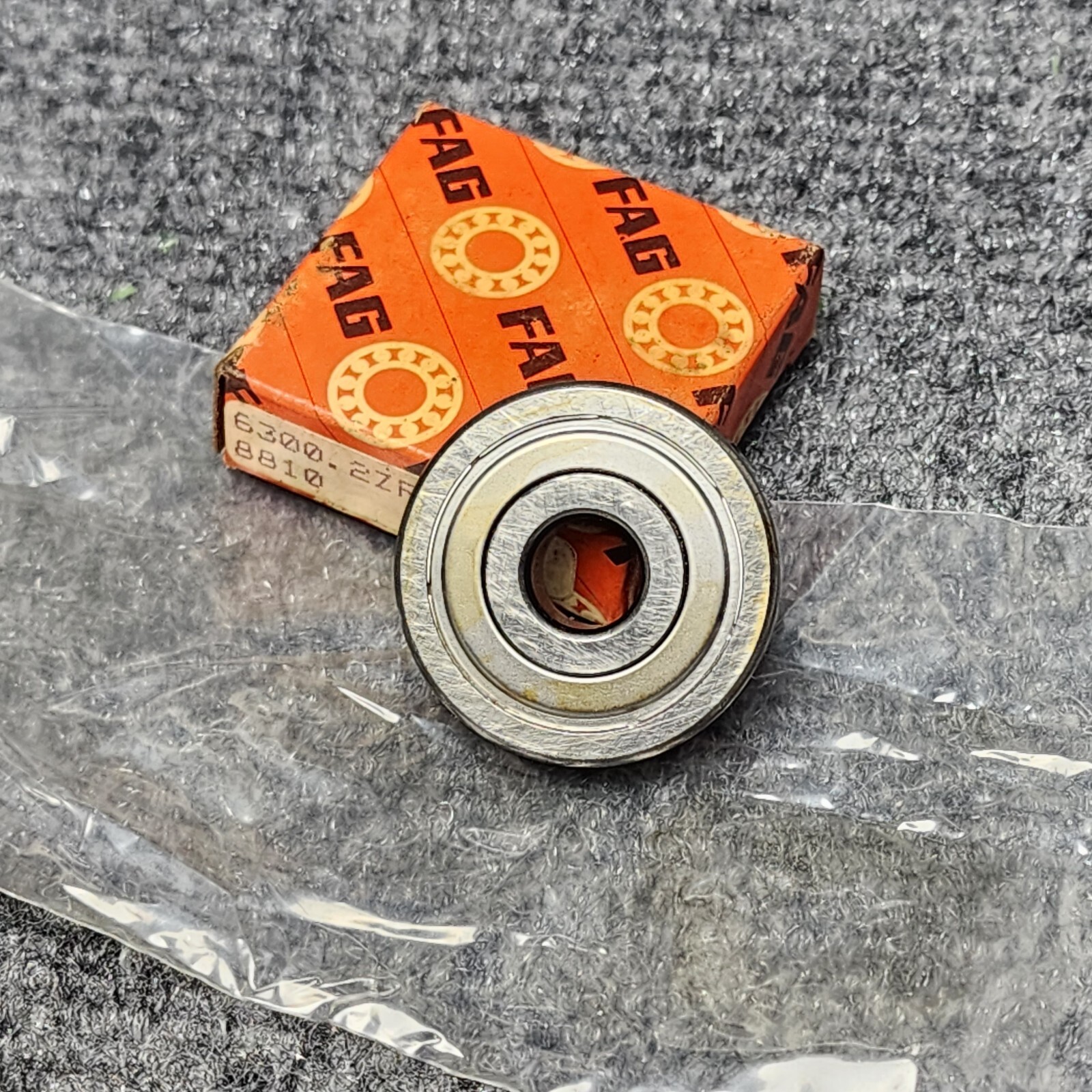 FAG 6300 2ZR Deep Groove Ball Bearings 10mm Bore 35mm OD x 11mm Width