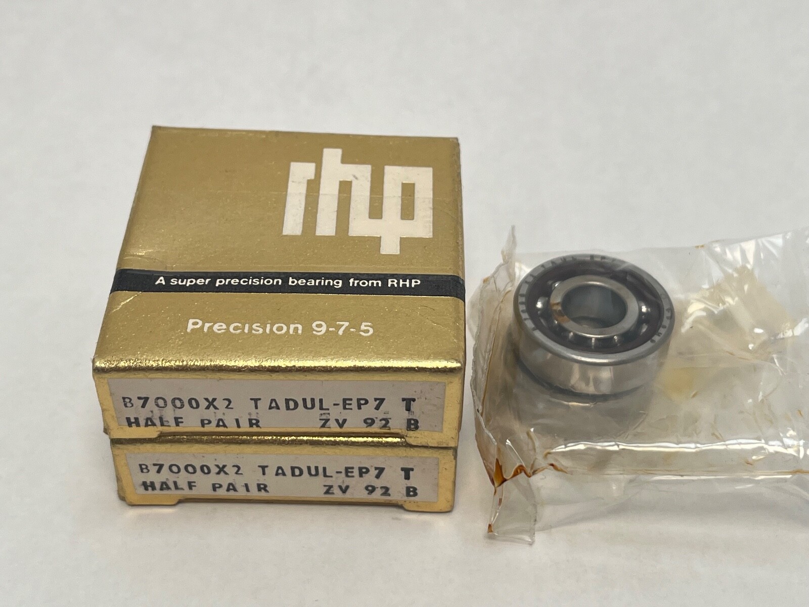 RHP 7000CTDULP4 Bearing 10x26x8 mm 7000-C-T-DUL-P4 B7000X2TADULEP7 England 2Pcs