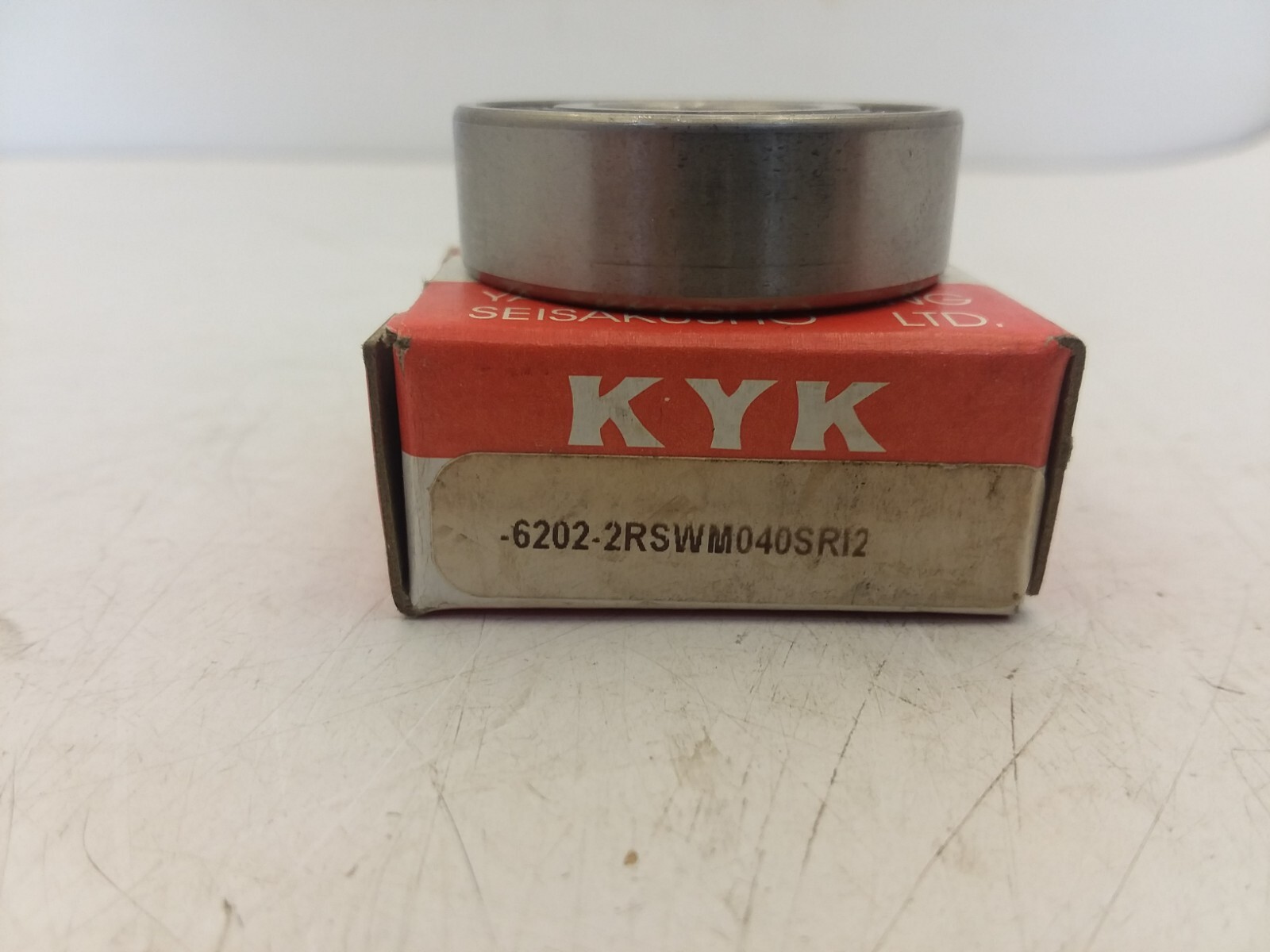 KYK 6202-2RS WM040SR12 BALL BEARING 15MM X 35MM X 11MM NIB