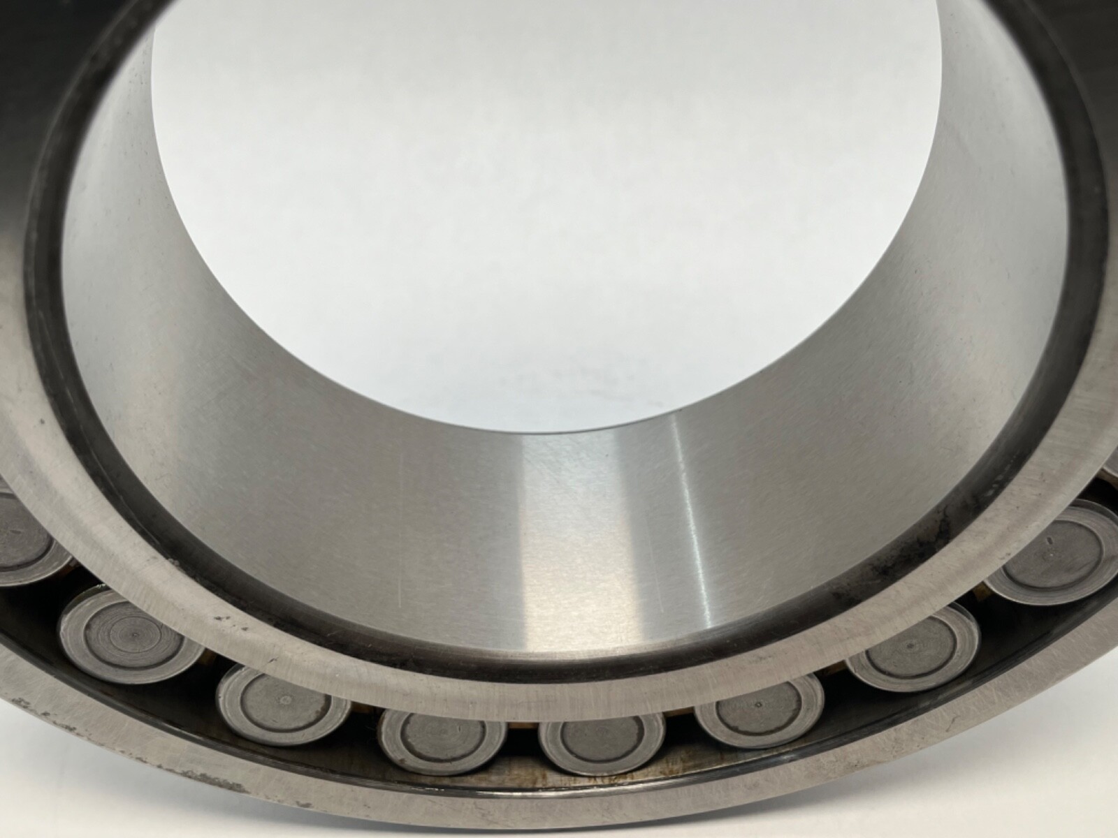 Nachi 22228EC3 Spherical Bearing 22228-E-C3 22228 MB/BR/M 140x250x68 mm