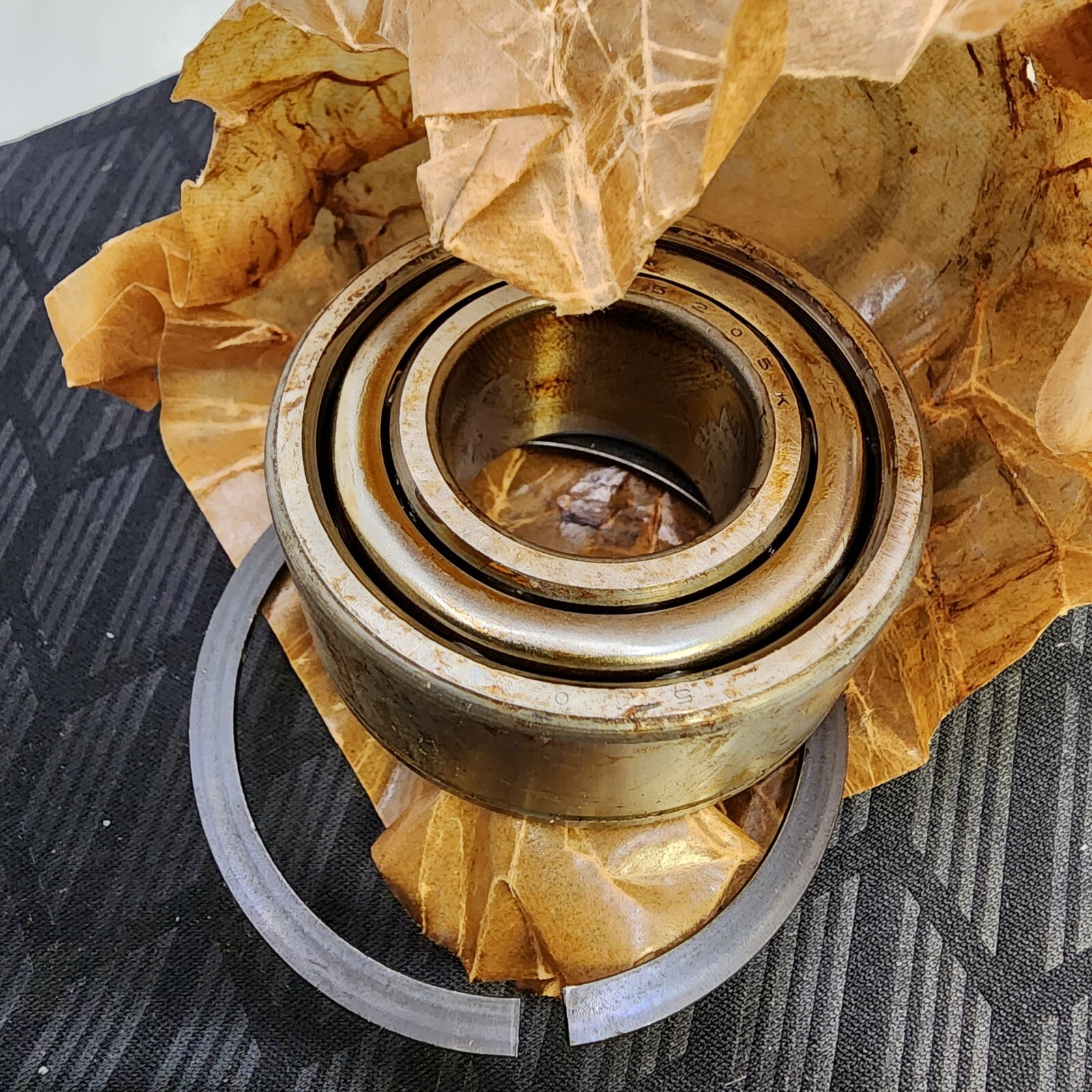 One(1) Fafnir 5205KG Double Row Angular Contact Bearing 25mm Bore