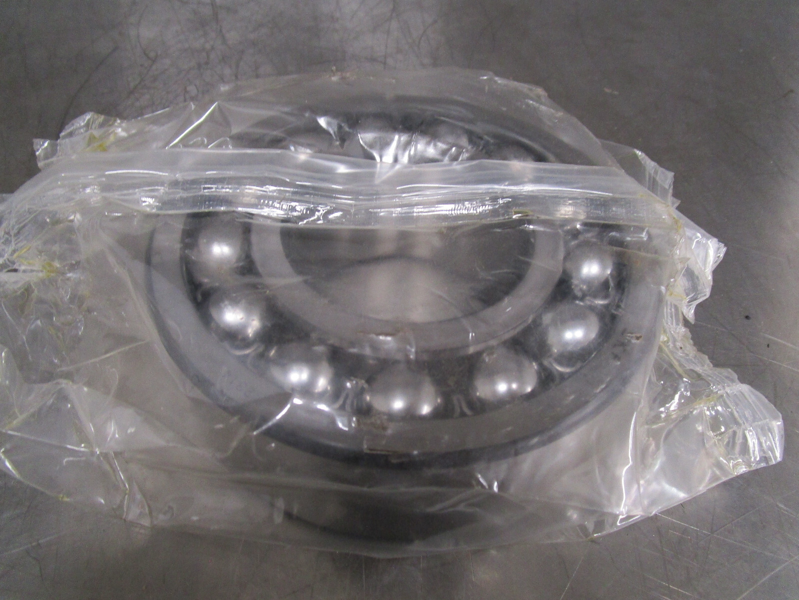 New SKF 2314 0702166U BEARING