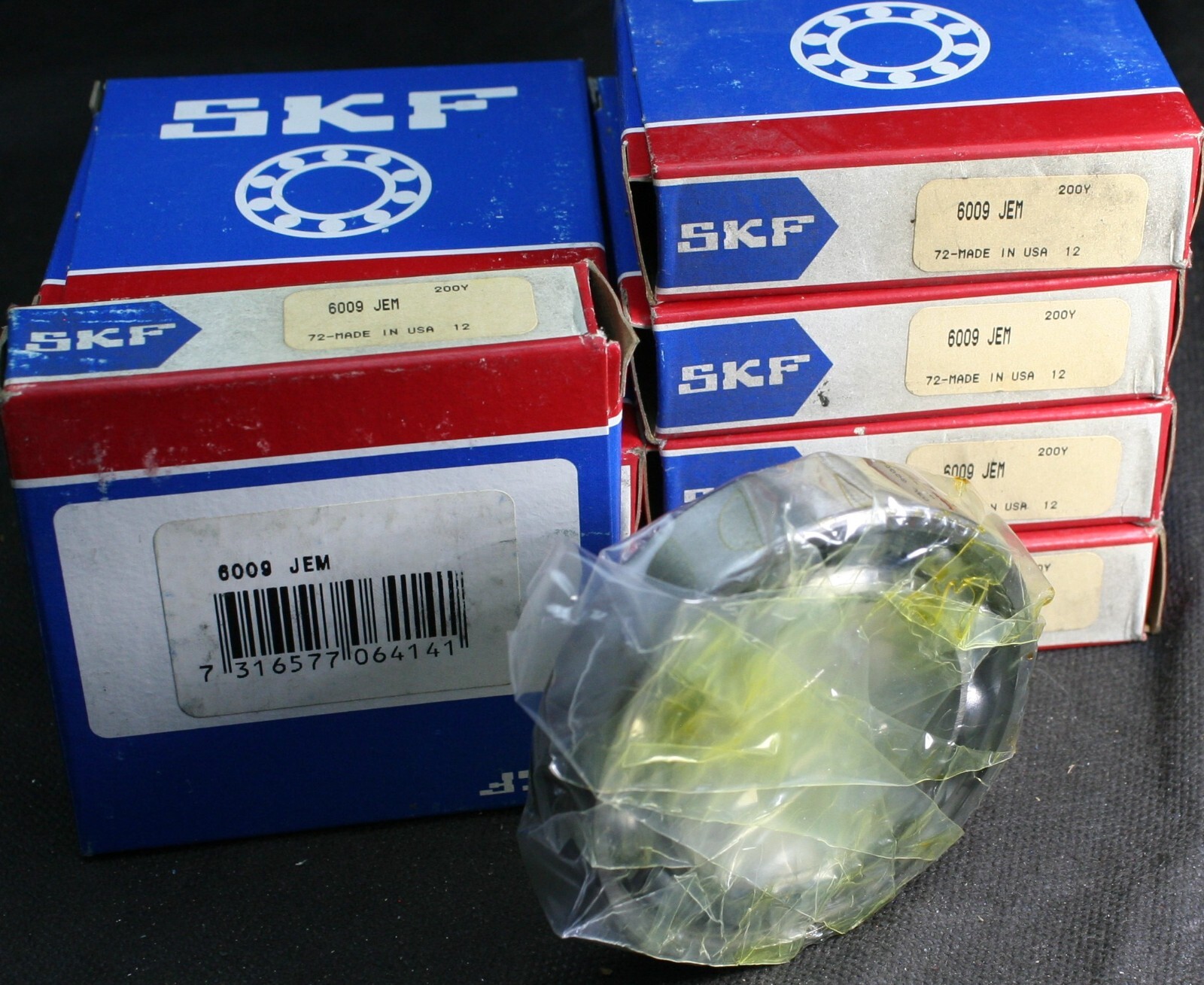 One (1) SKF 6009 JEM Deep Groove Bearing 45MM ID 6009/C3 USA NEW