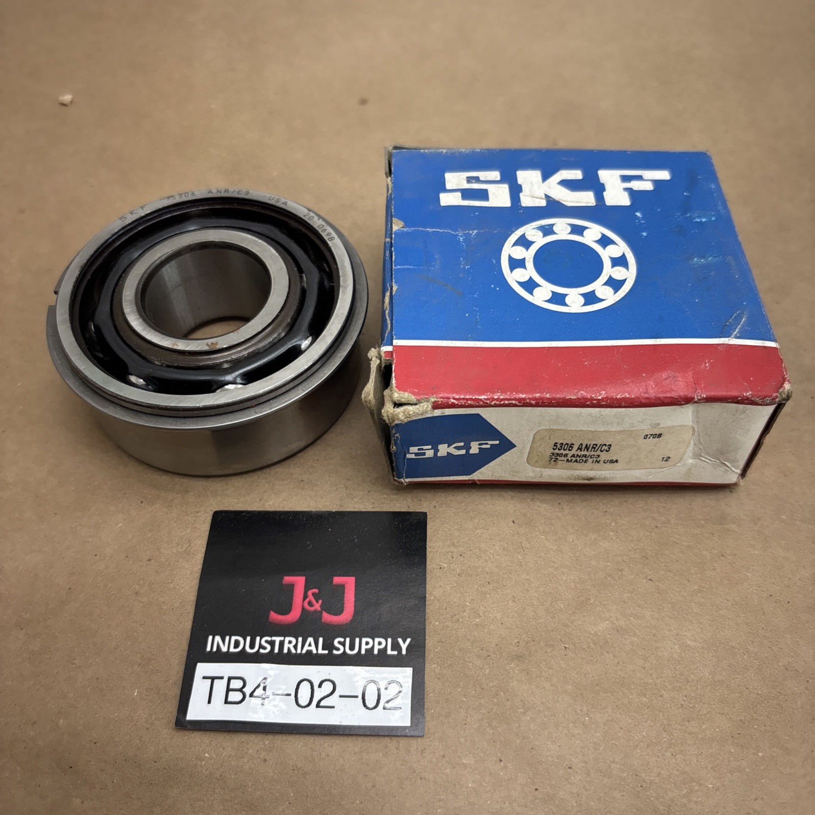SKF 5306 ANR/C3 W/ SNAP RING DOUBLE ROW ANGULAR CONTACT BALL BEARING.