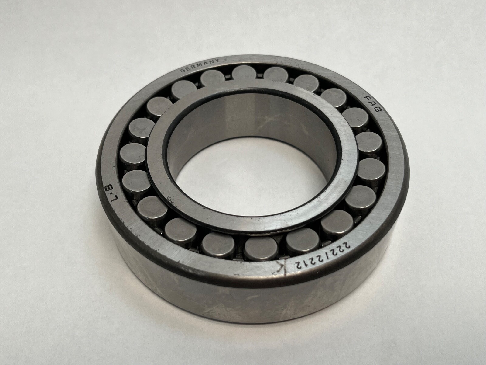 FAG 22212K Spherical Bearing 60x110x28 mm 22212-K Germany