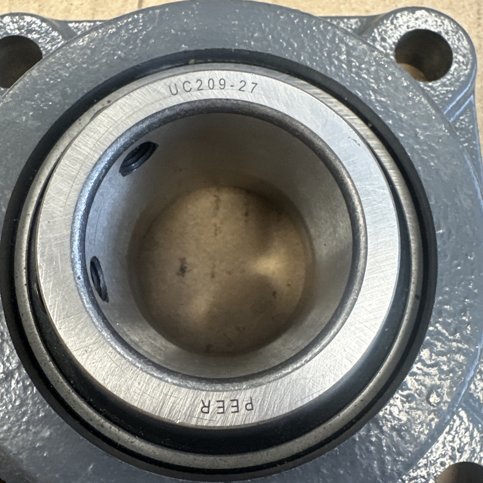Peer f209 Bearing Flange UC209-27