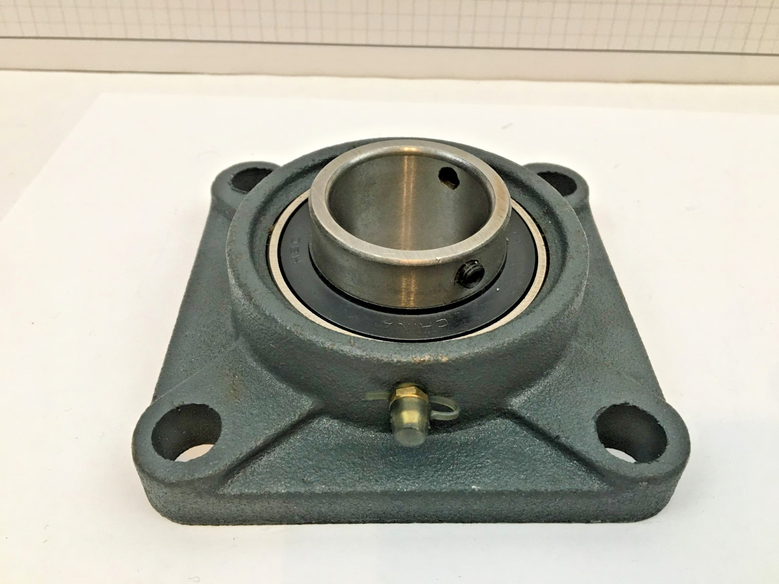 HBC UC207-23 F207 Flange mount bearing New with out box – Free Ship