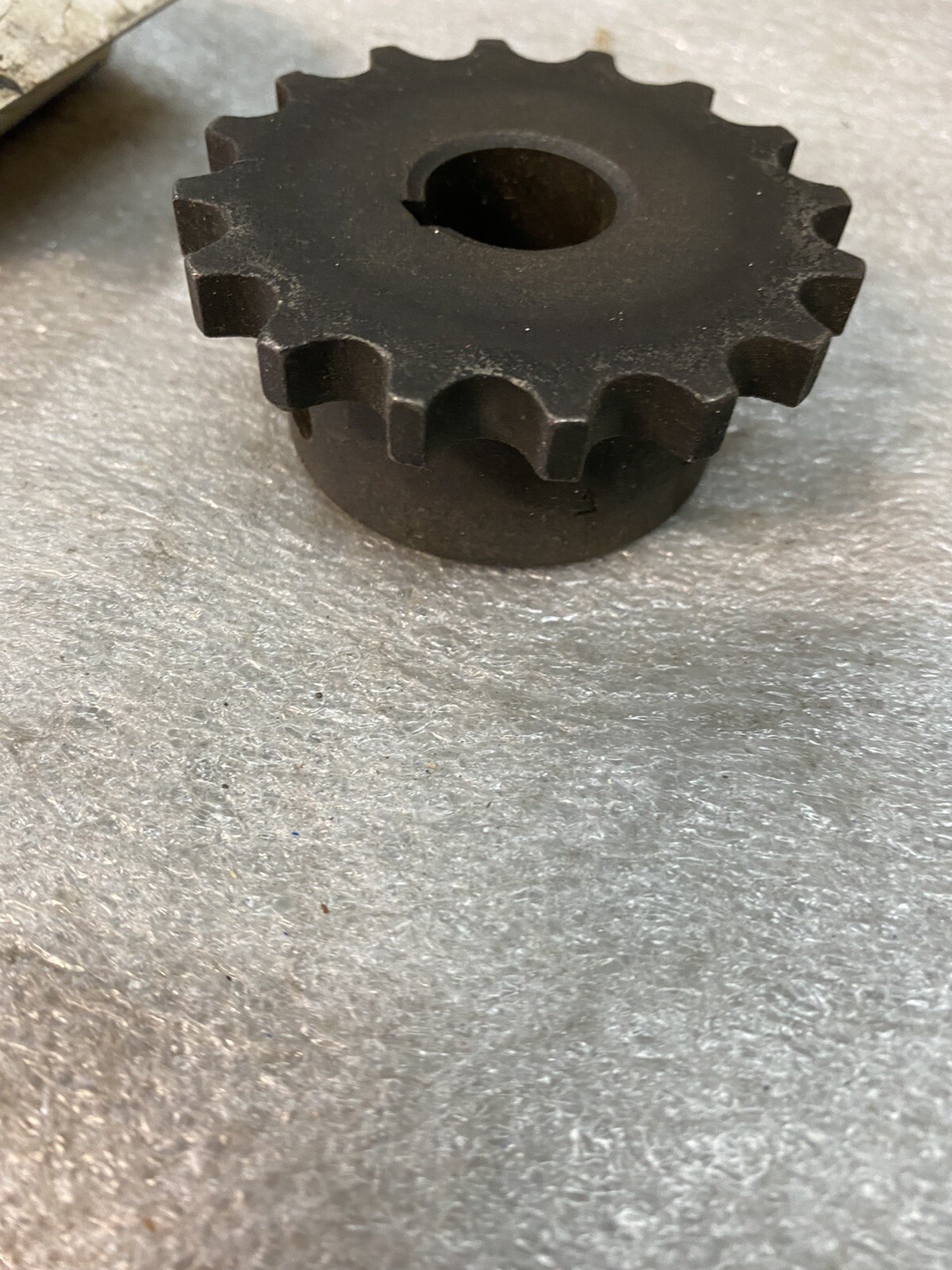 Martin 4016.75 Roller Chain Sprocket 16T #40 3/4 Bore Power Transmission Drive