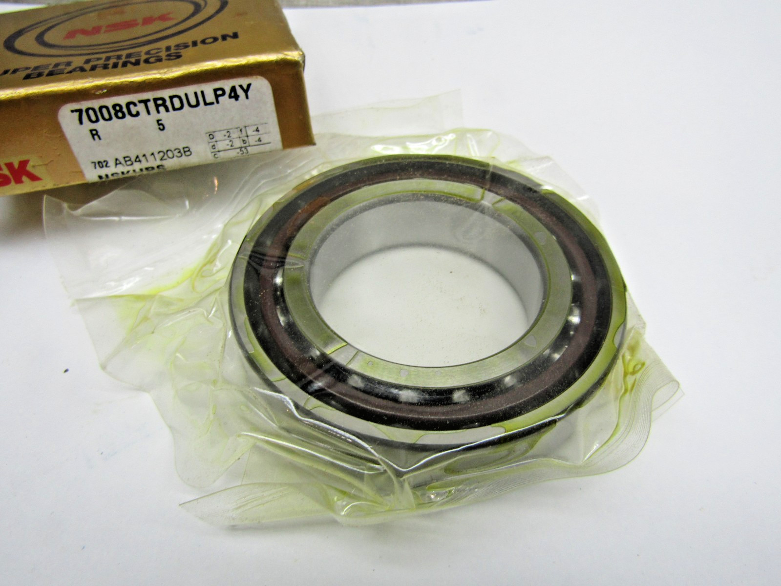 NSK 7008CTRDULP4Y Single Bearing 40mm X 68mm X 15mm Precision Bearing