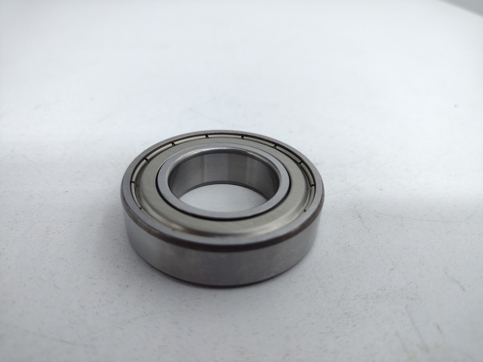 *** Nachi 6005ZZE Deep Groove Ball Bearing 25mm Bore