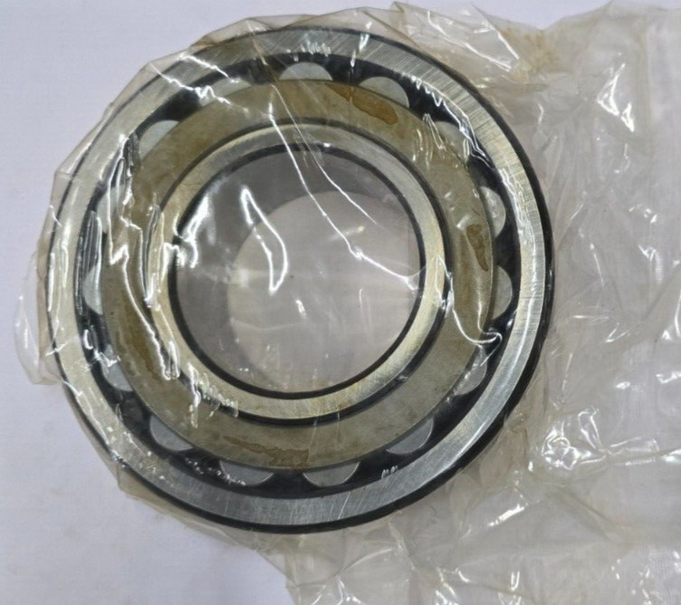 22318 E/VA405 SPHERICAL ROLLER BEARING NEW INDIA 90x190x64MM 22318E VA405