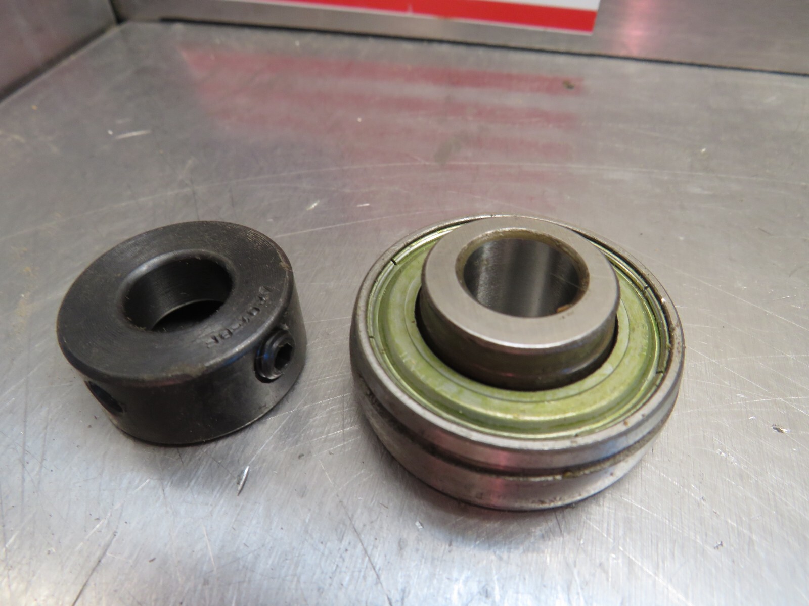 FYH SA201-8F Bearing Insert w/ Collar