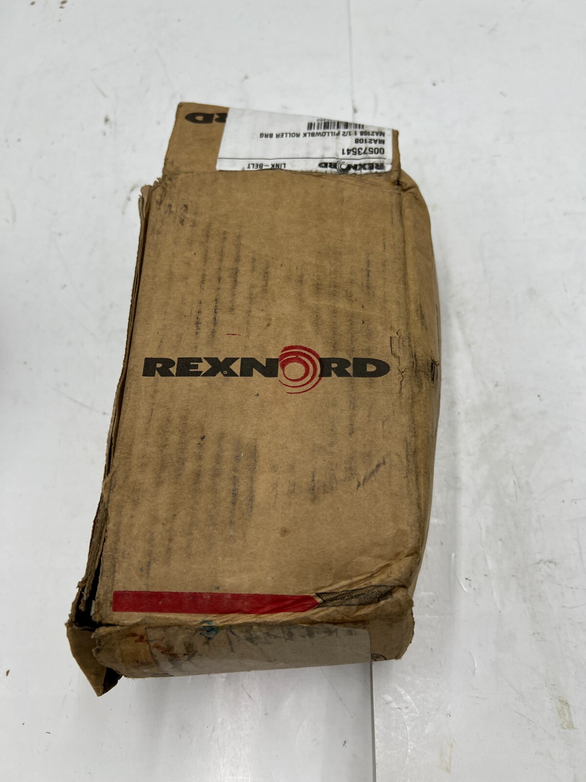 Rexnord MA2108 Self-Aligning Pillow Block Roller Bearing 1 1/2″ 00573541 Black