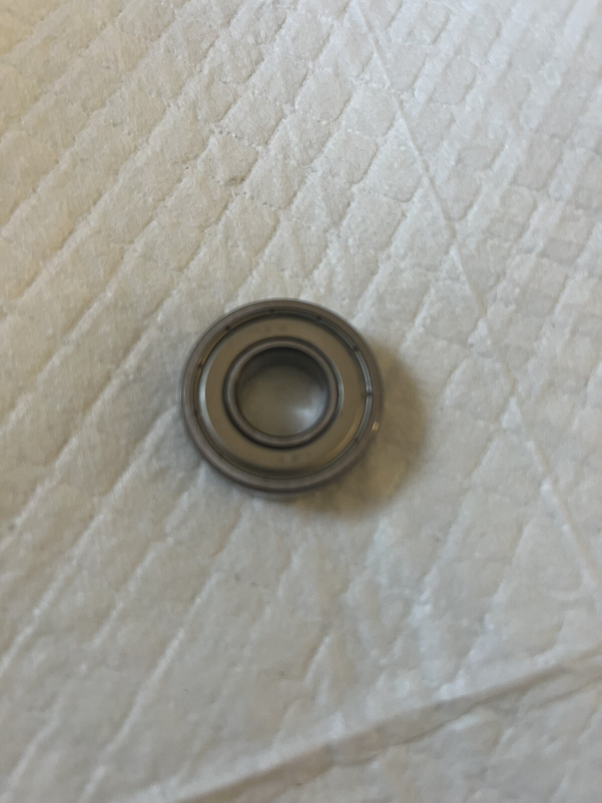 NEW LOT OF 3 NSK R8ZZ BEARING R8Z