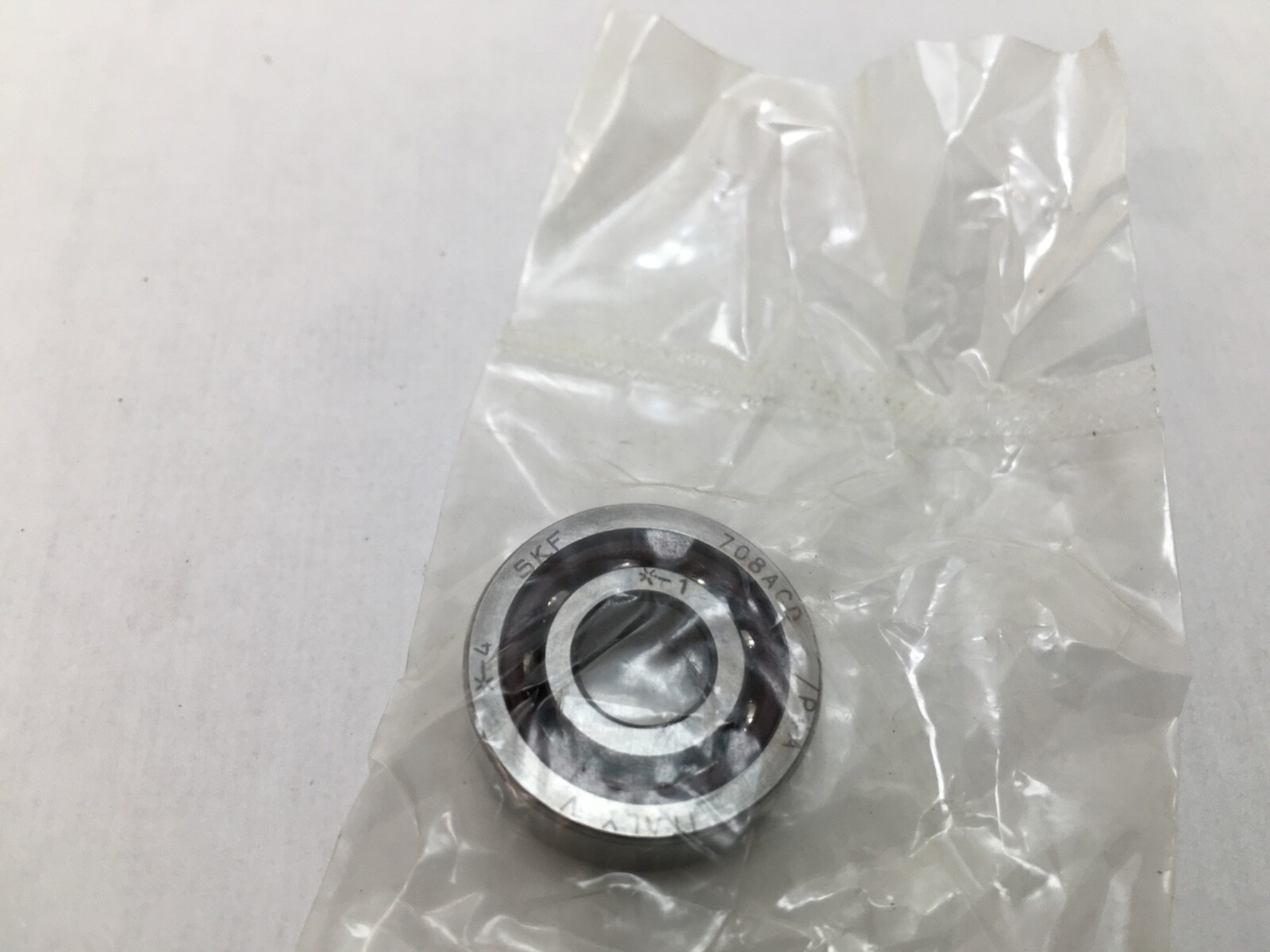 SKF 708-ACD/P4 Angular Contact Bearing 8x22x7 mm 708 ACD P4 Italy