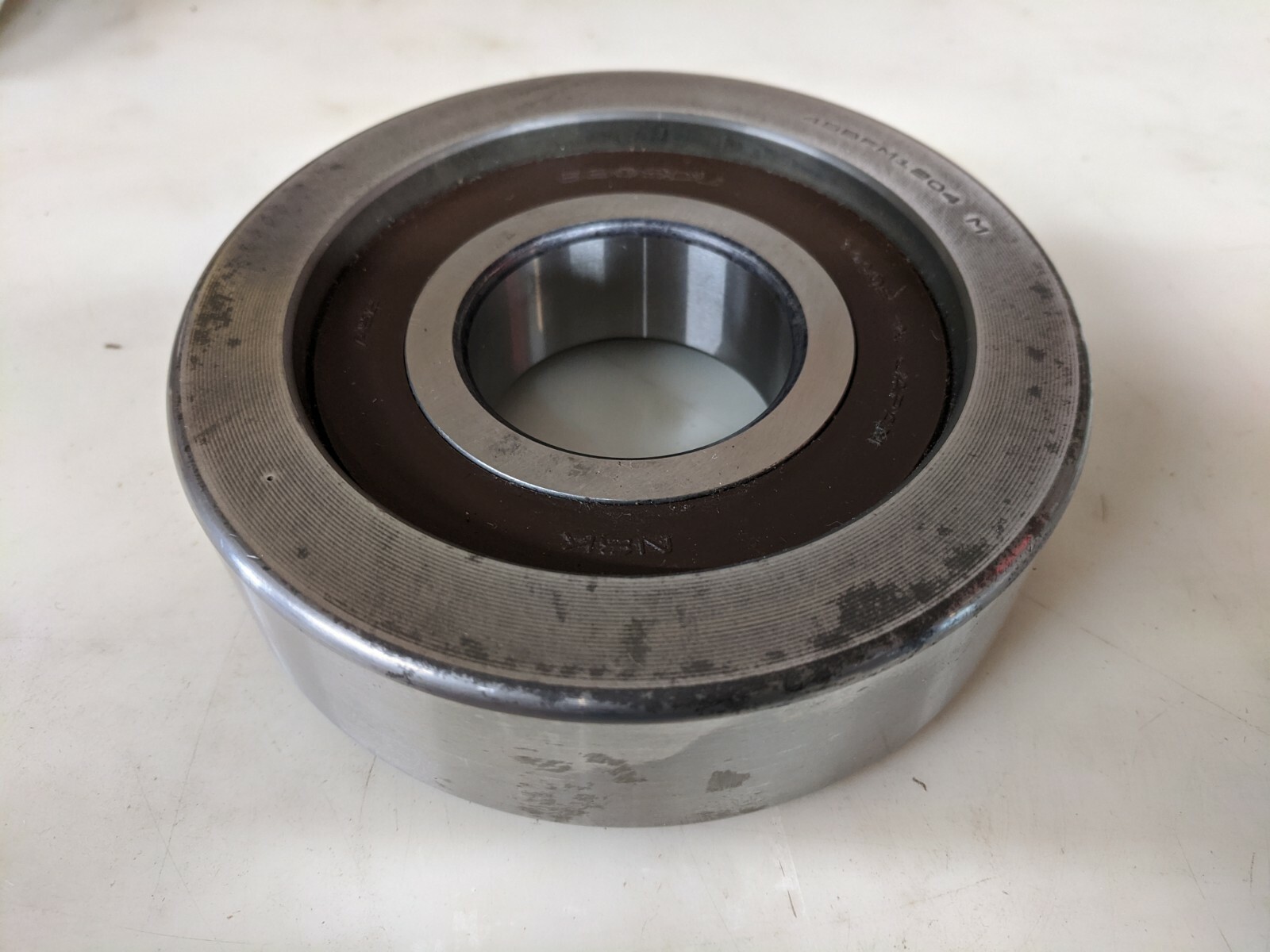 Kalmar 7491969 mast guide bearing, made in Japan ( NSK 45BFM1204M in box ) *