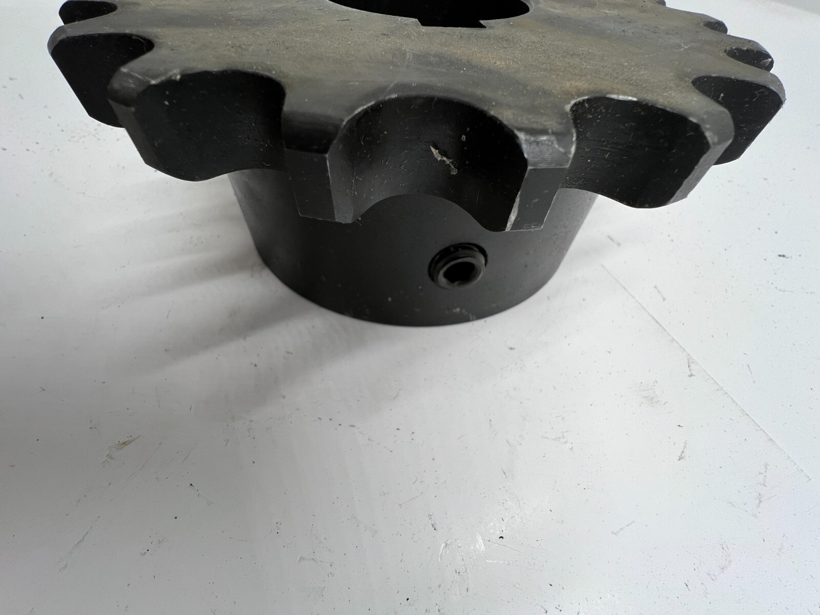 Amec 8018H-2 Chain Coupling Sprocket , 18 Teeth Count 2000 Maximum RPM, Steel