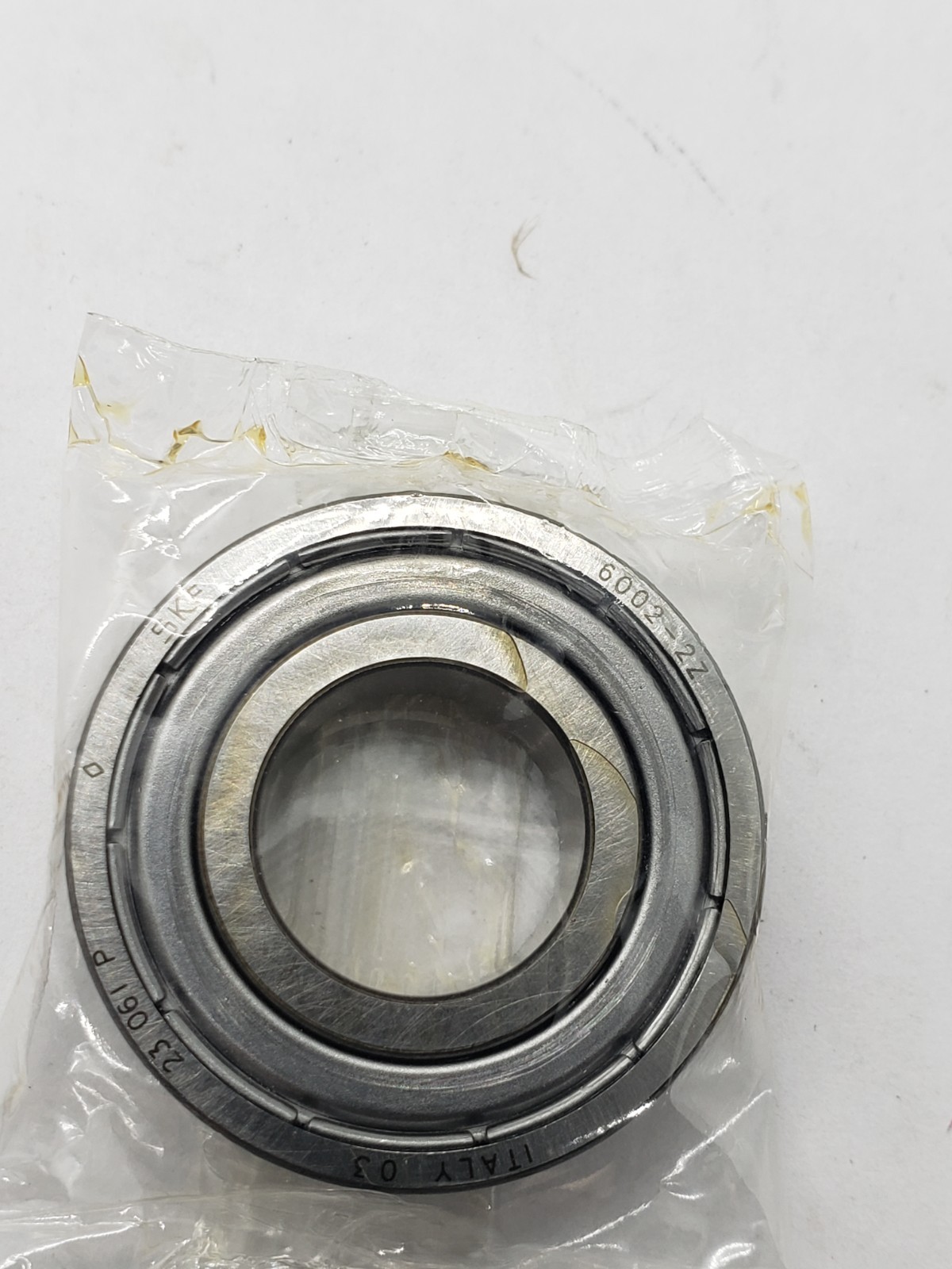 SKF 6002-2Z SHIELDED RADIAL BALL BEARING, LOT OF 3, NIB