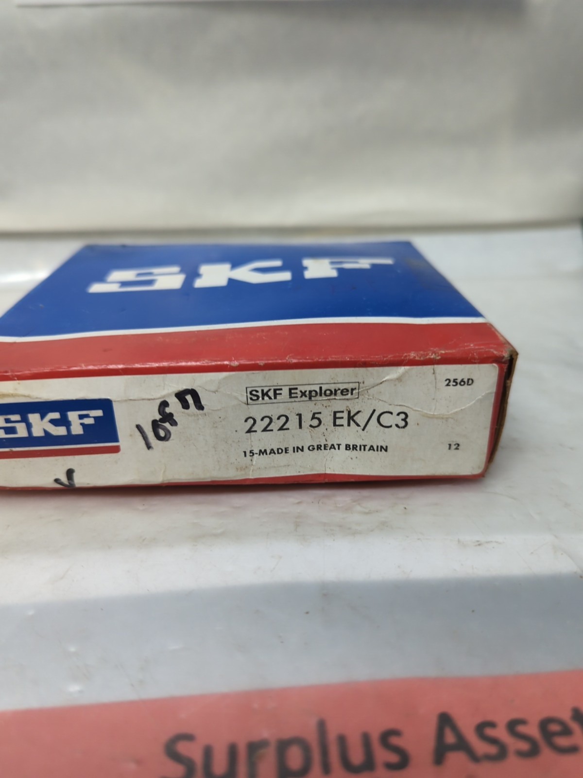 SKF,22215EK/C3,SPHERICAL ROLLER BEARING 75X130X31MM NOS