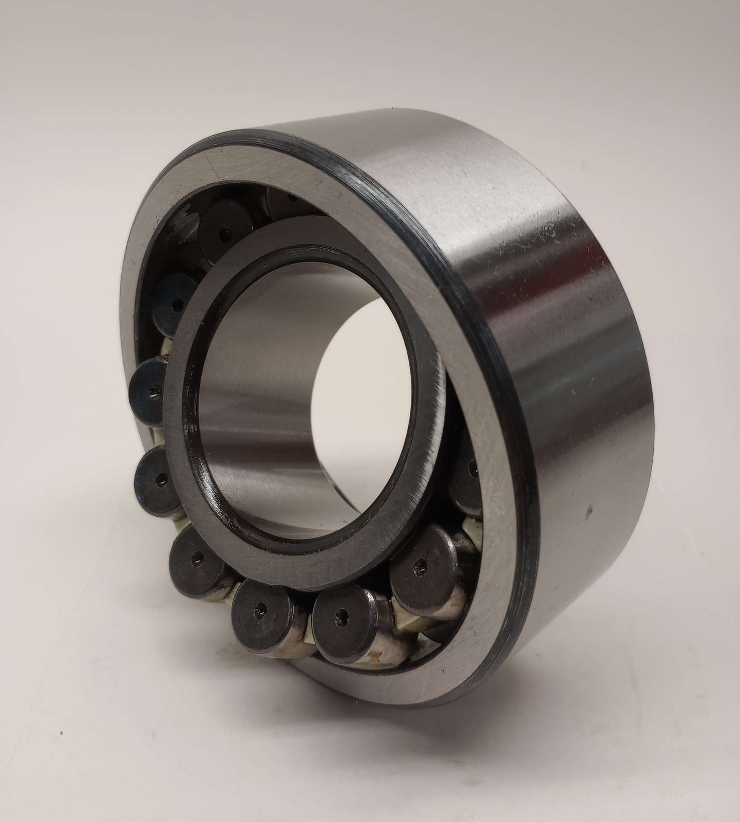 Torrington 55SD23-F2 Spherical Roller Bearing USA 55x120x43mm ref# 22311W22F2